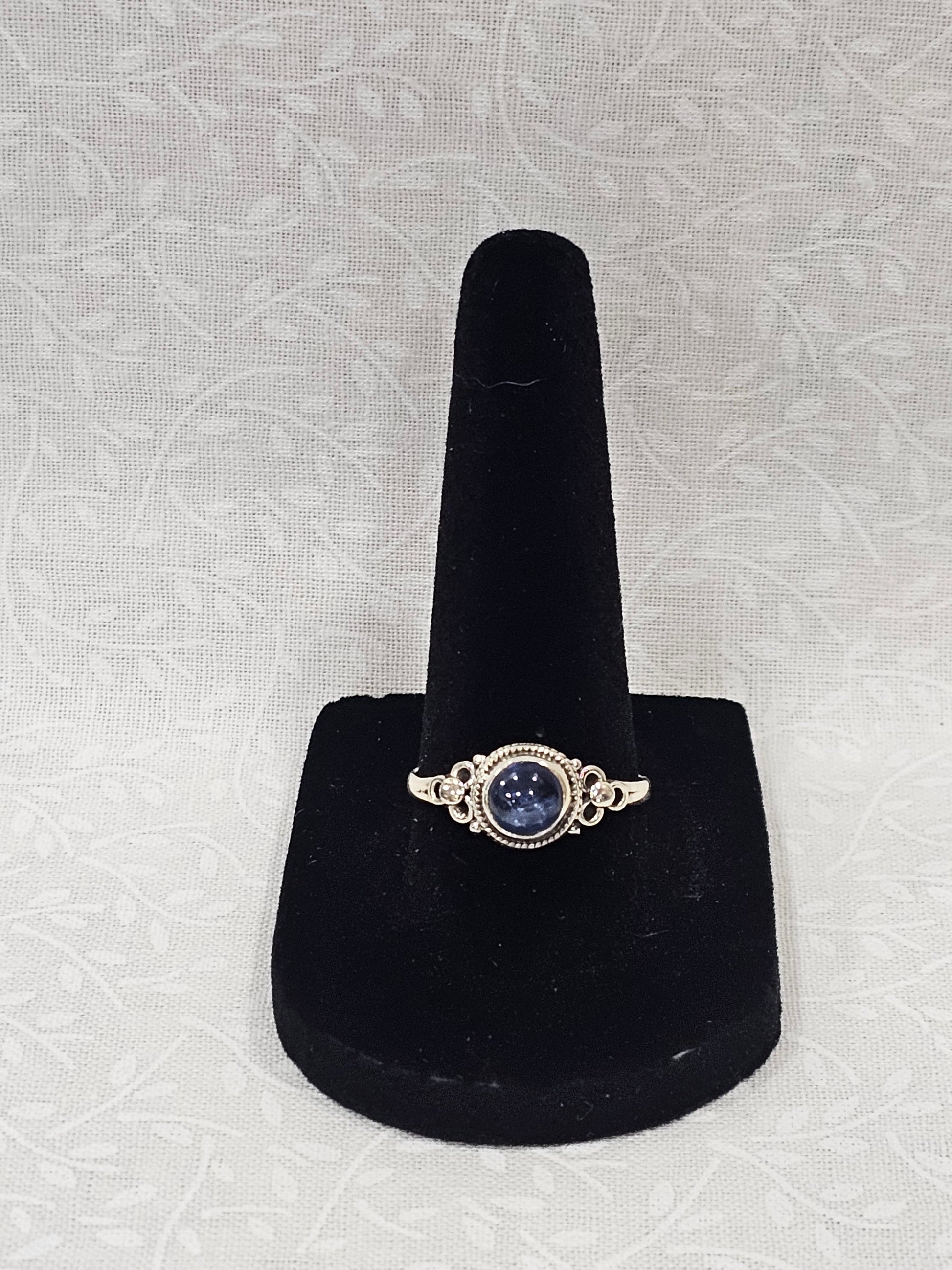Sterling Silver Blue Kyanite Ring - Size 8.5