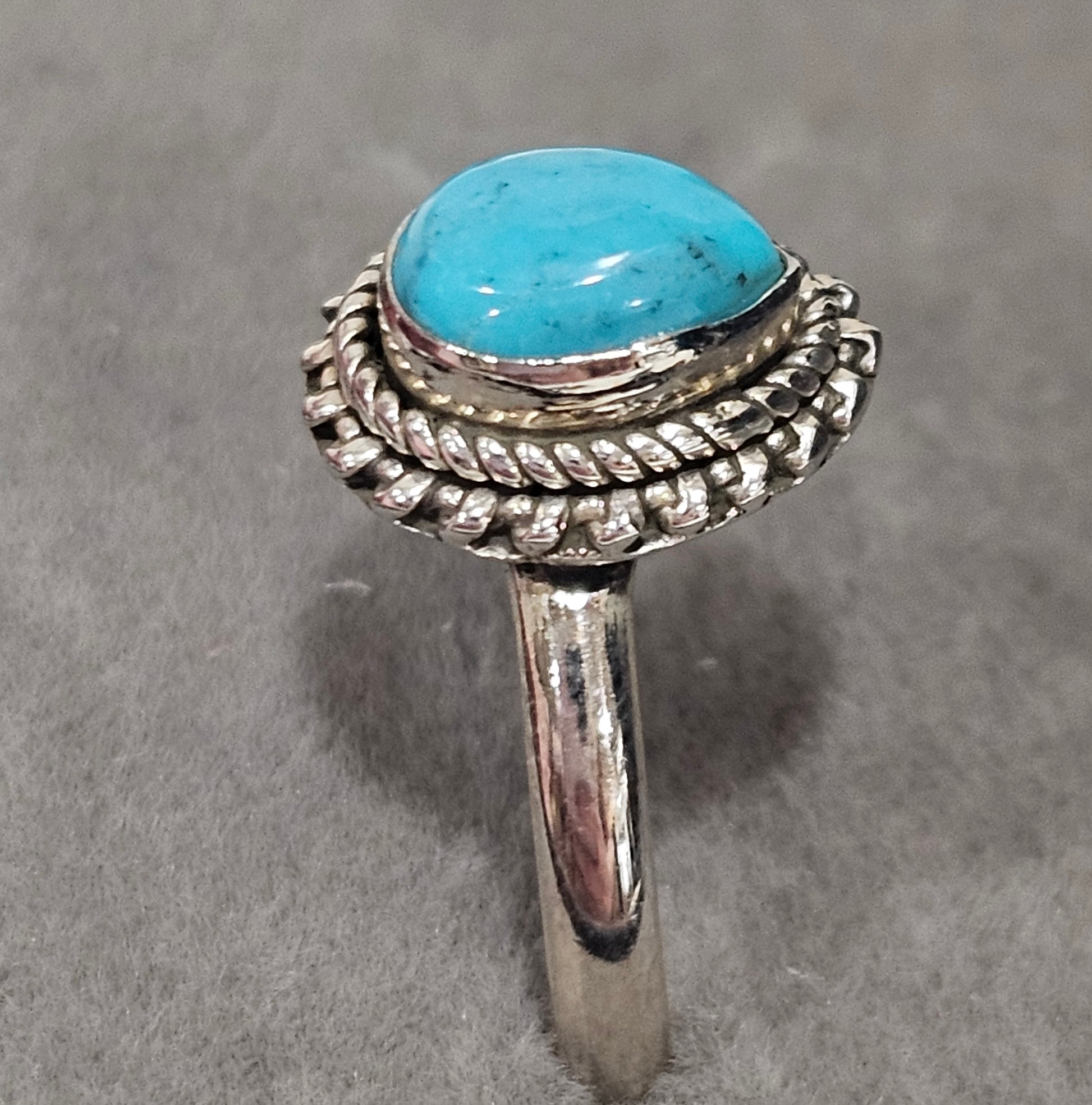 Sterling Silver Blue Turquoise Gemstone Ring - Size 9