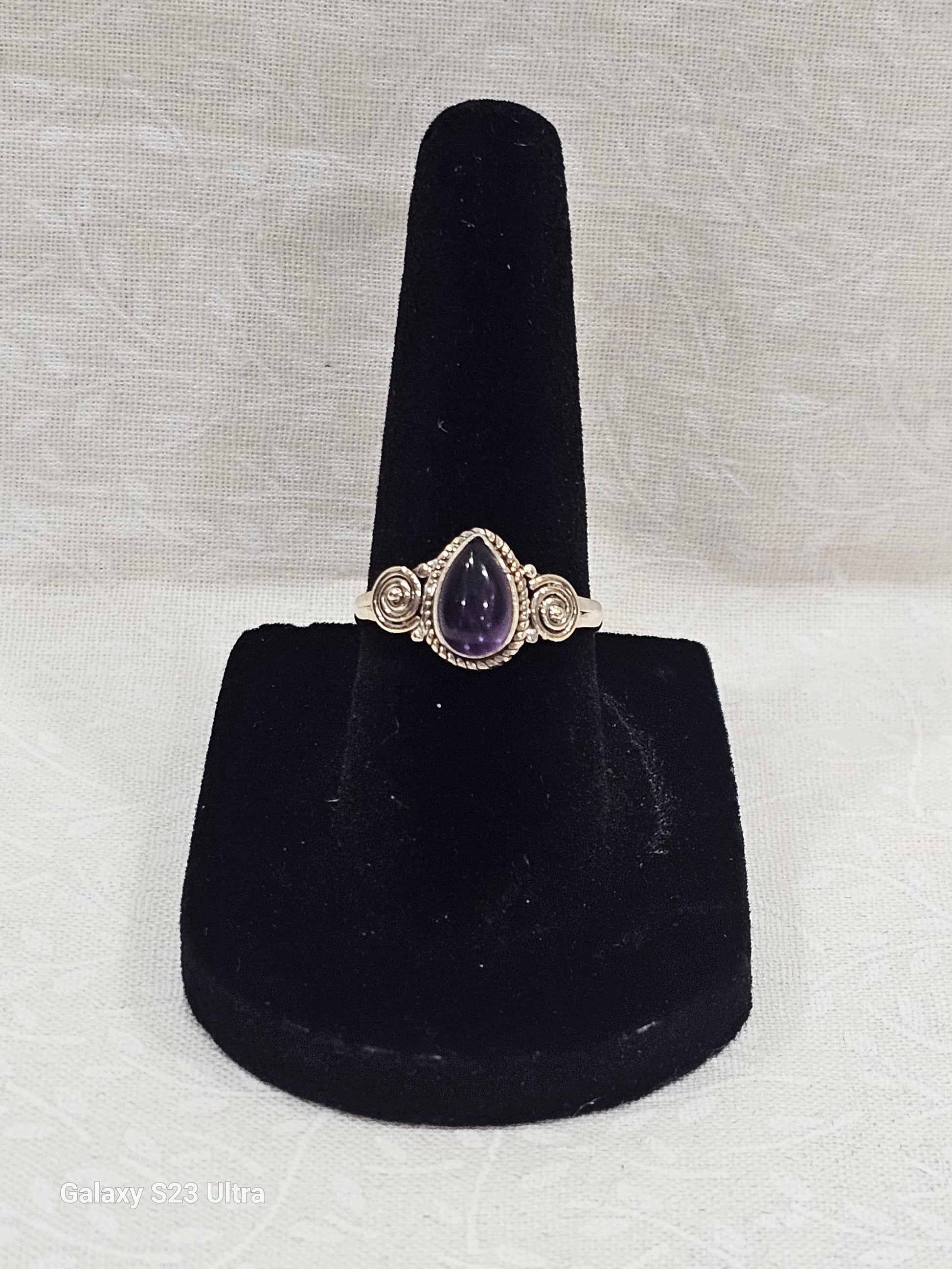 Emerald Sterling Silver Ring Size 7 - Heart Chakra Healing Stone