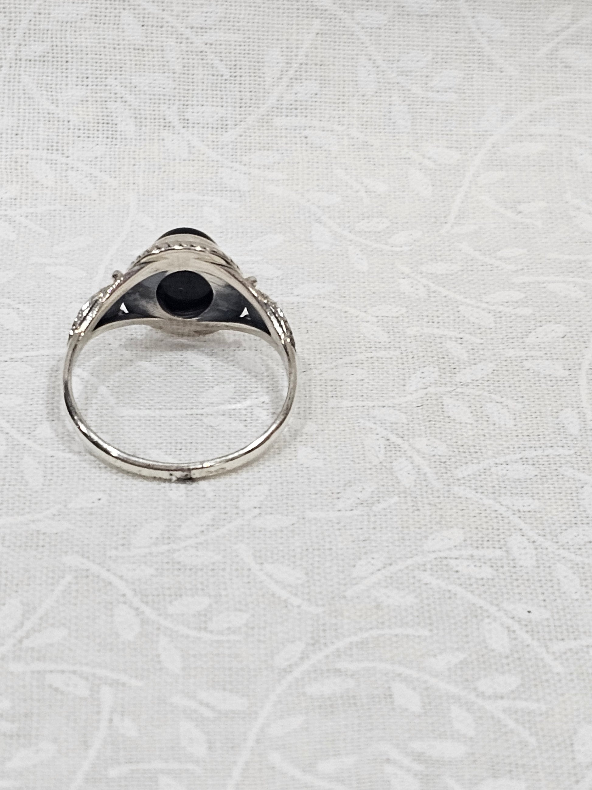Sterling Silver Black Onyx Gemstone Ring 7.5