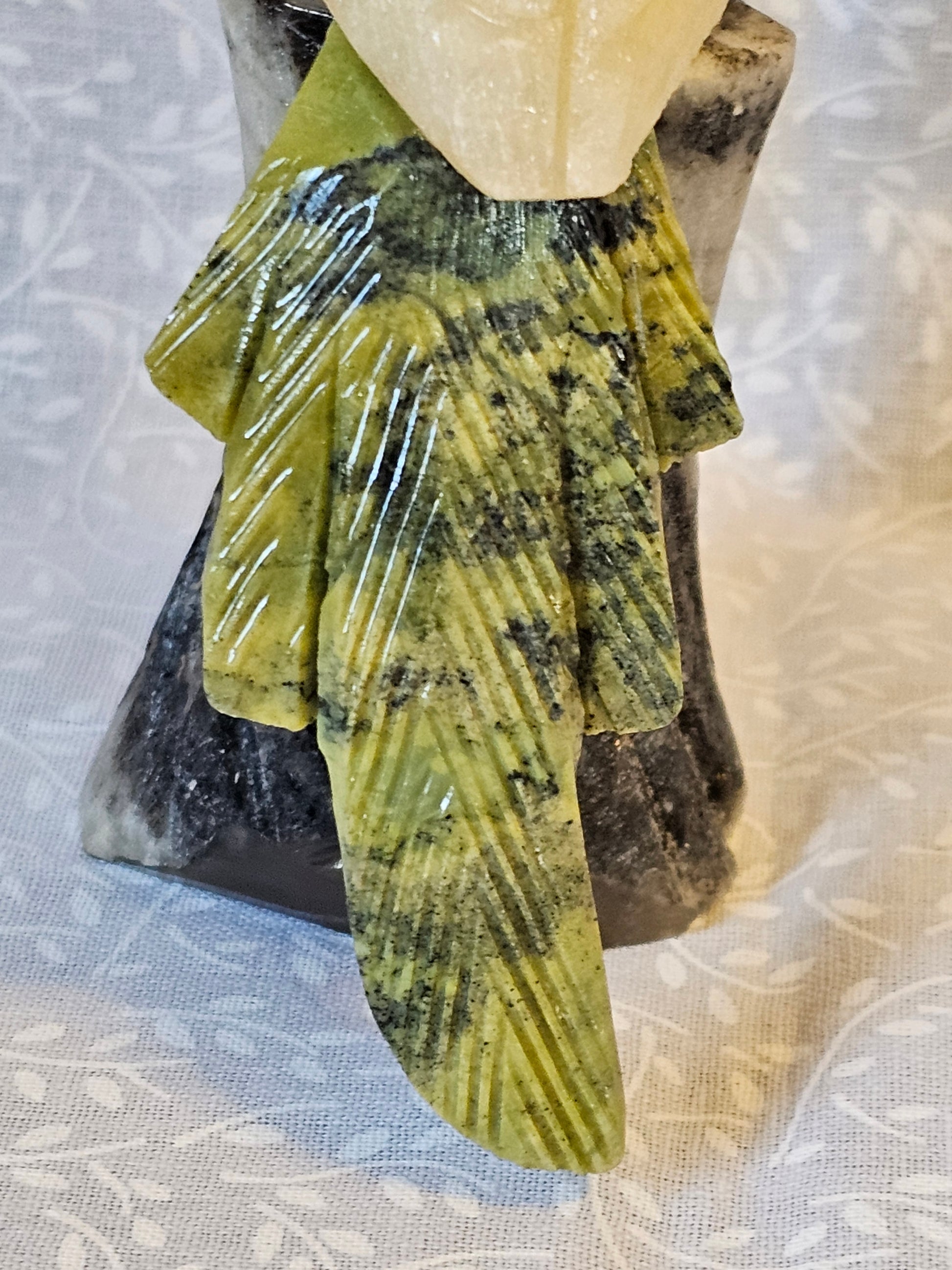 Serpentine Parrot Crystal - Natural Stone Figurine