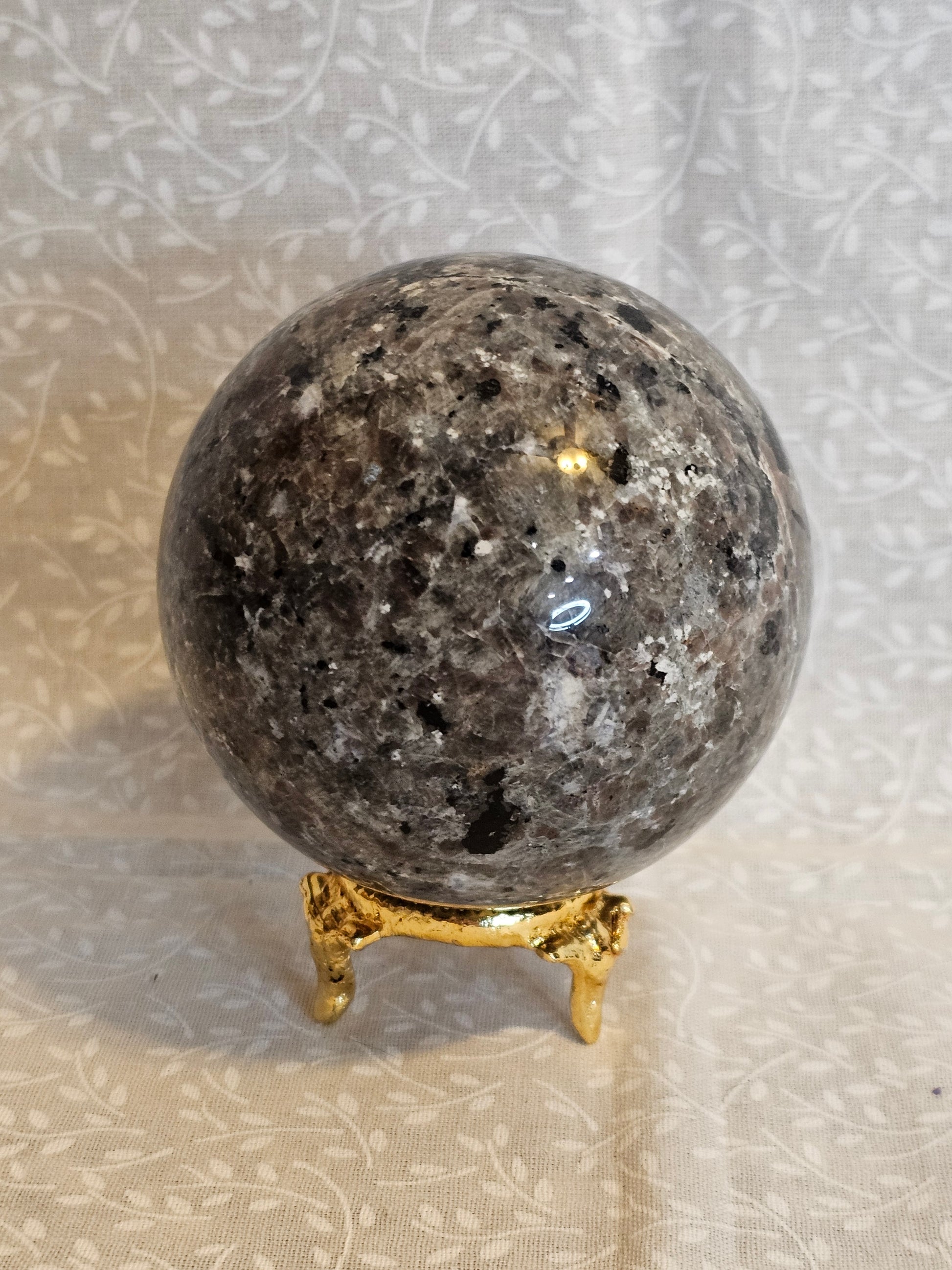 Yooperlite Crystal Sphere