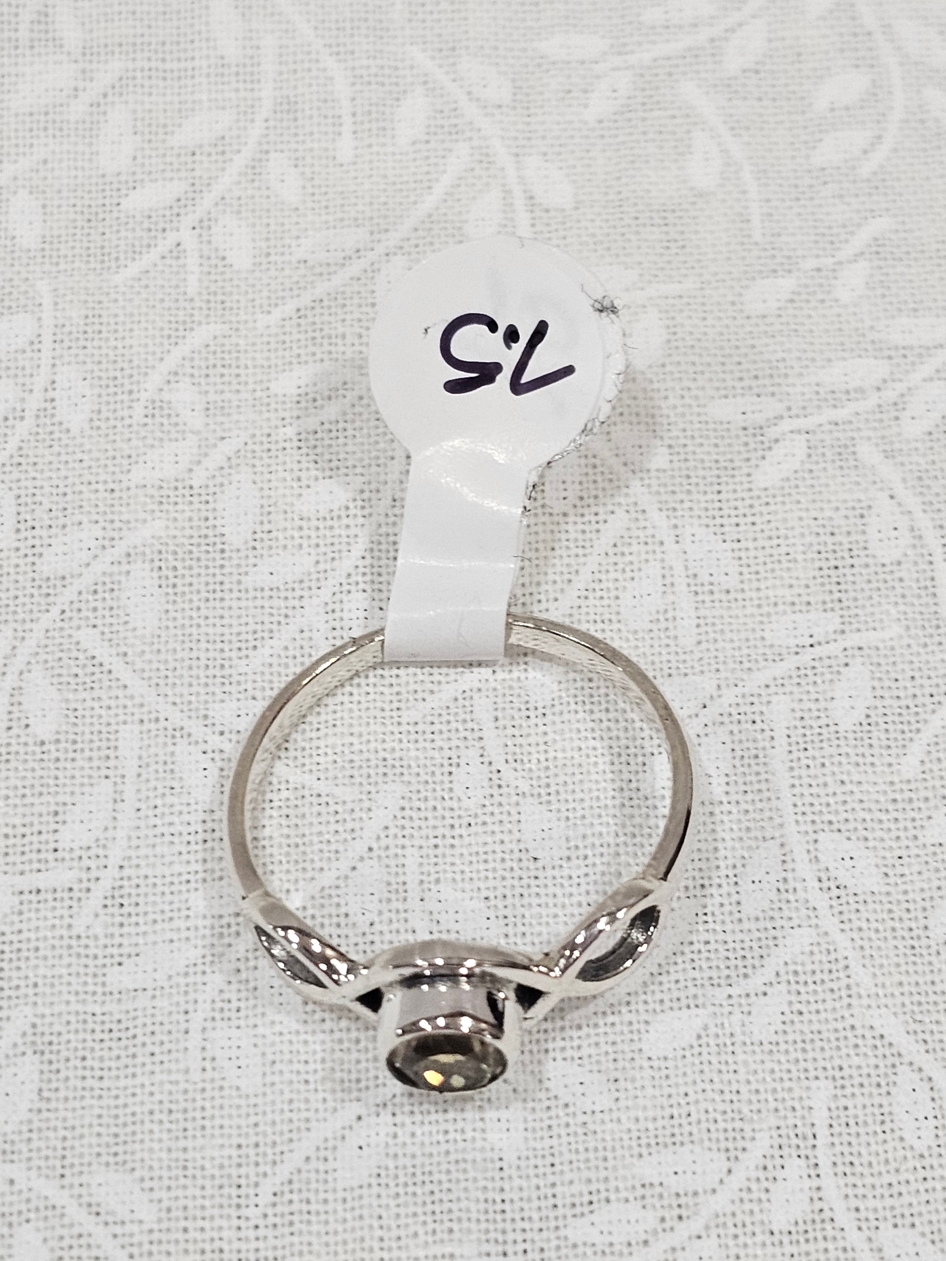 Sterling Silver Citrine Gemstone Ring - Size 7.5
