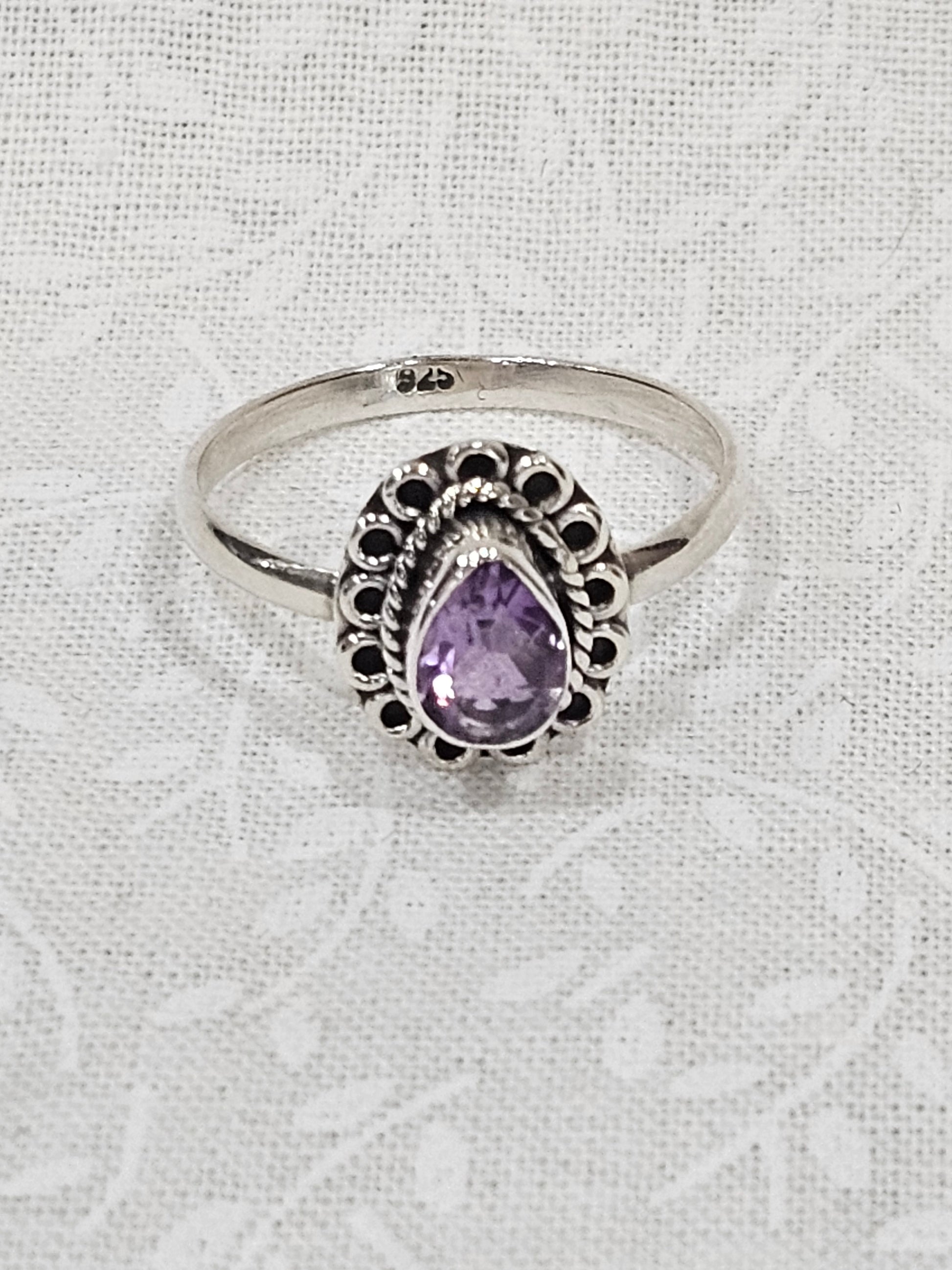 Sterling Silver Amethyst Meditation Ring Spiritual Awakening - Size 8
