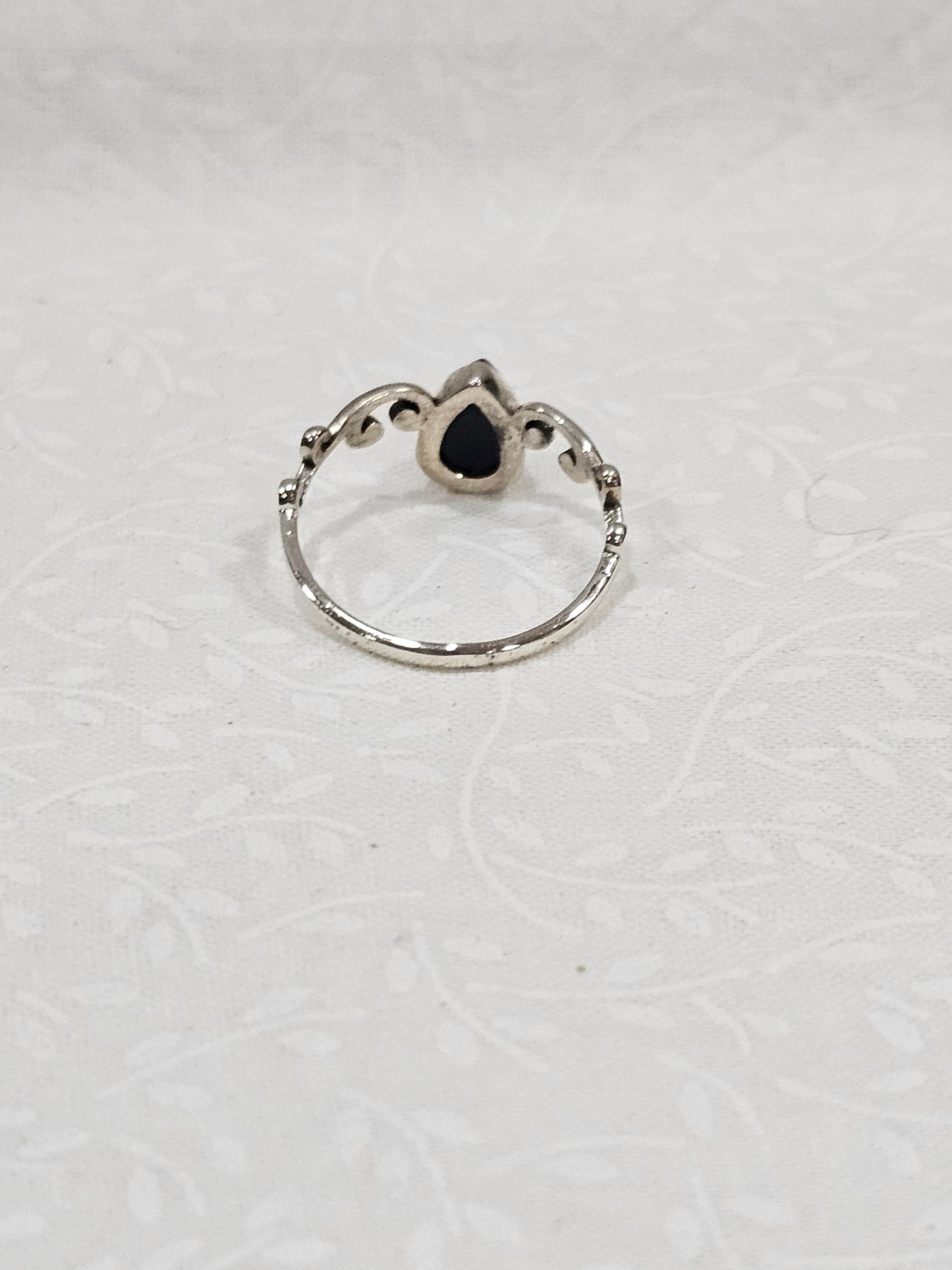 Sterling Silver Black Onyx Gemstone Ring - Size 9
