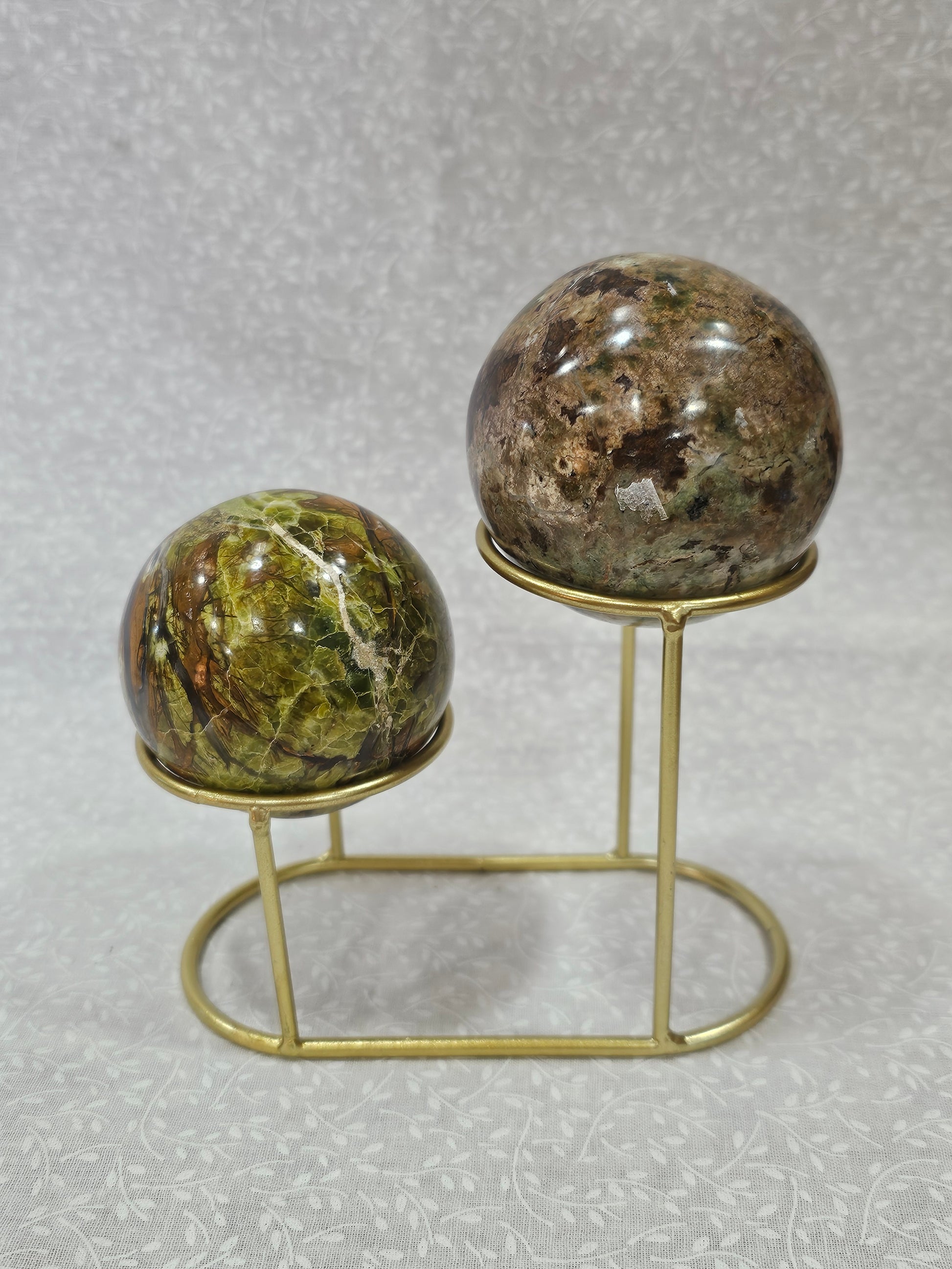 Double Crystal Sphere Stand Holder