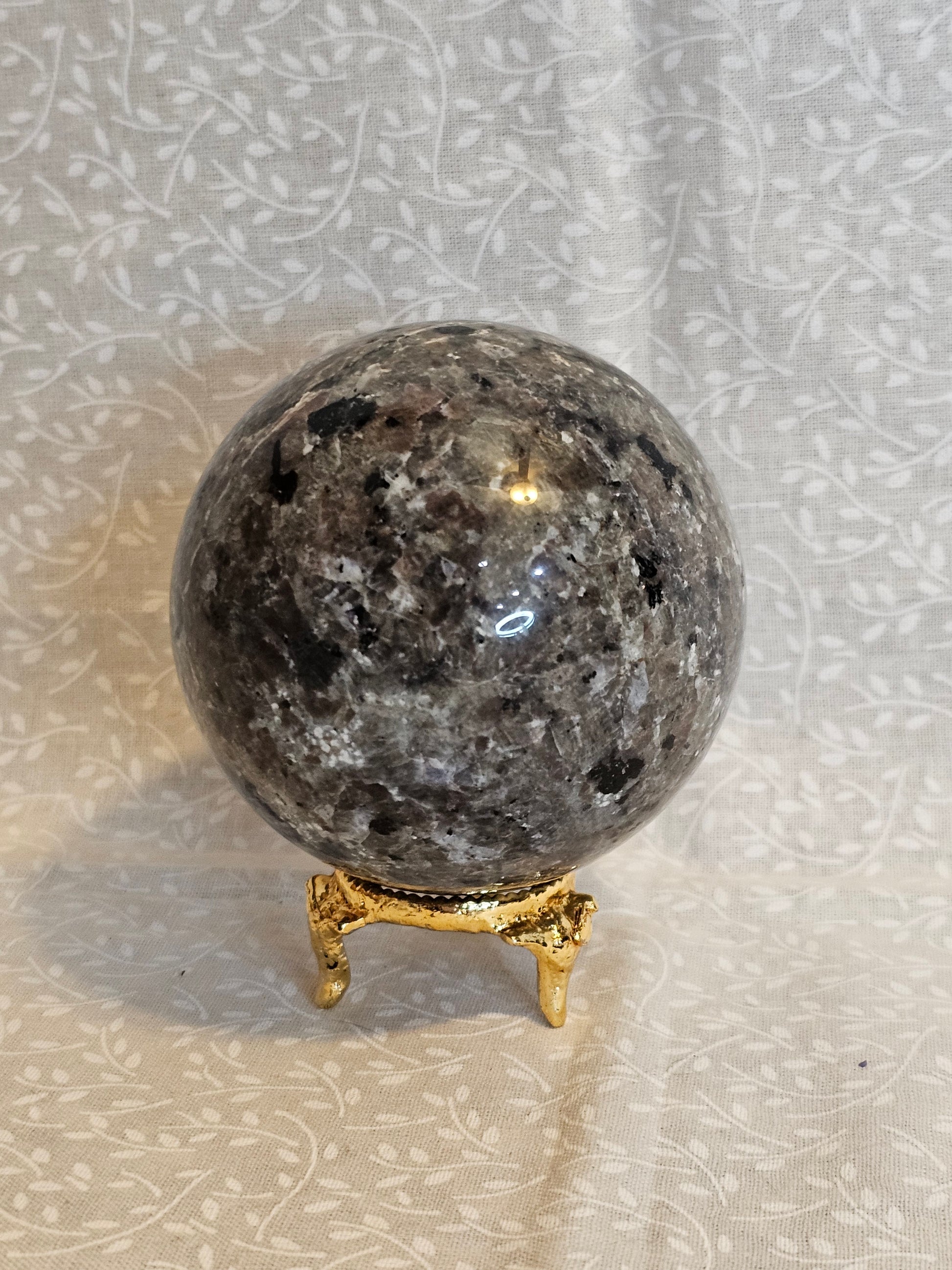 Yooperlite Crystal Sphere