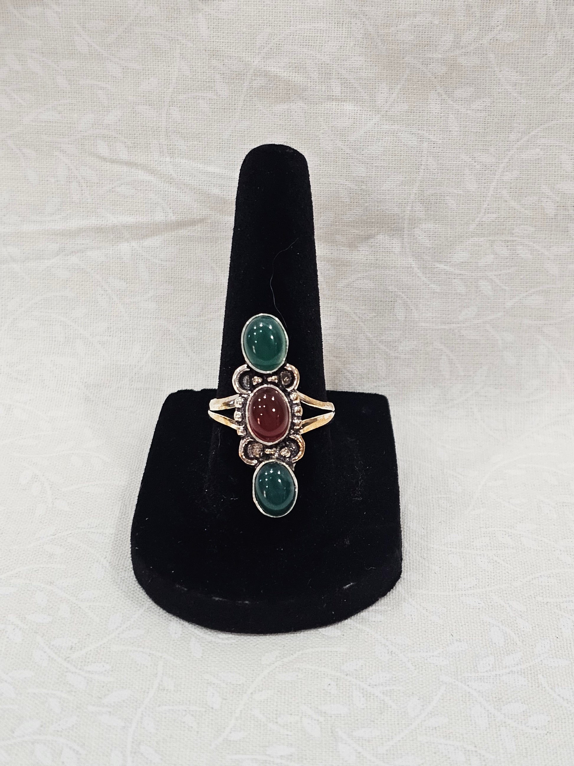 Sterling Silver Green Onyz & Garnet Gemstone Ring 7