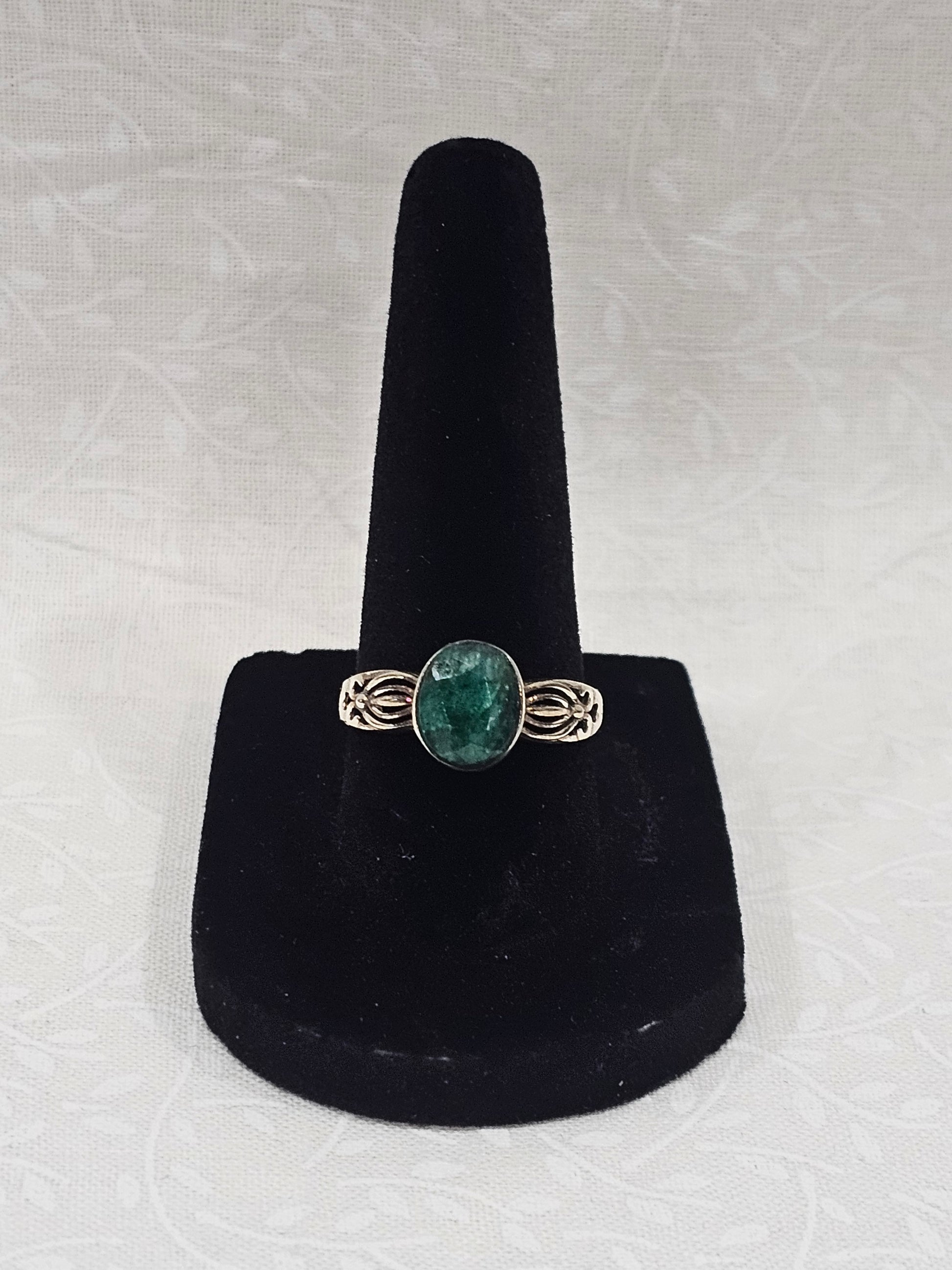 Sterling Silver Classic Emerald Ring - Size 8