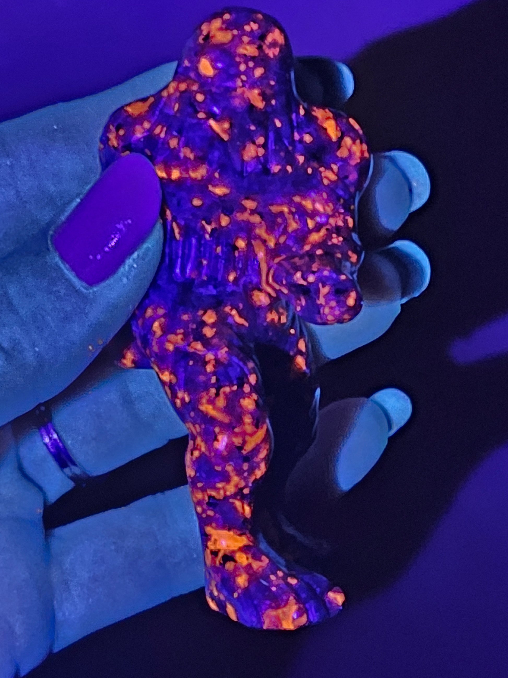 Yooperlite Crystal Bigfoot Figurine UV Active 3.5 Inch