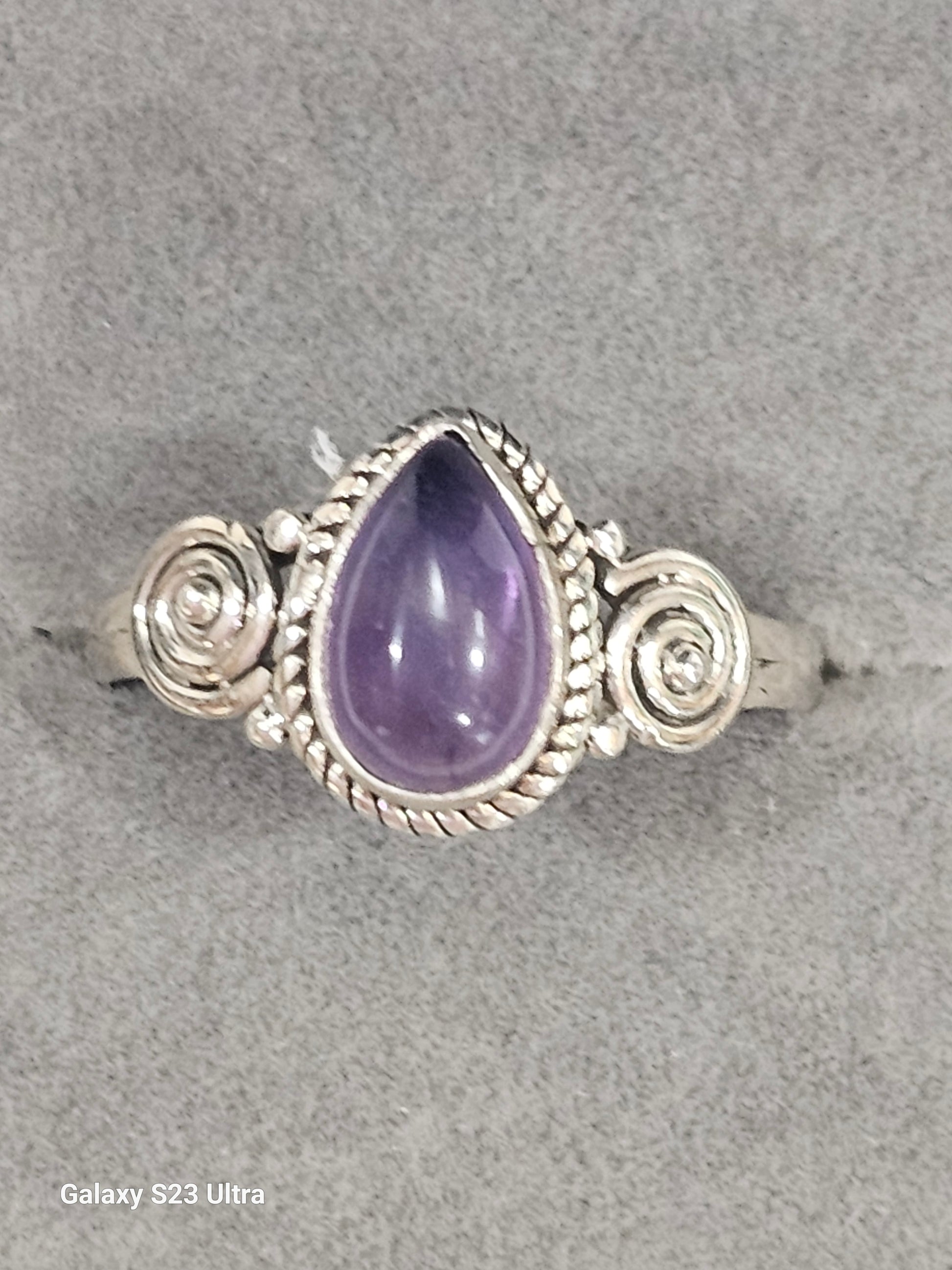Emerald Sterling Silver Ring Size 7 - Heart Chakra Healing Stone