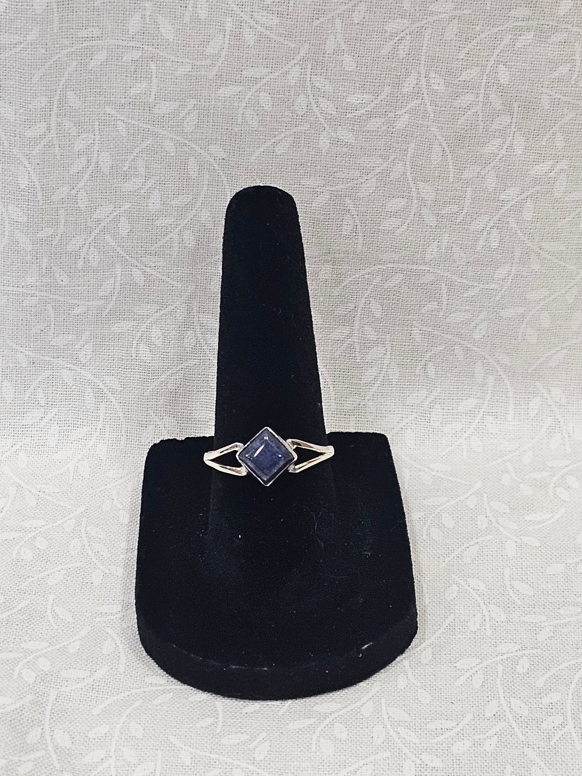 Sterling Silver Royal Lapis Lazuli Ring - Size 7.5