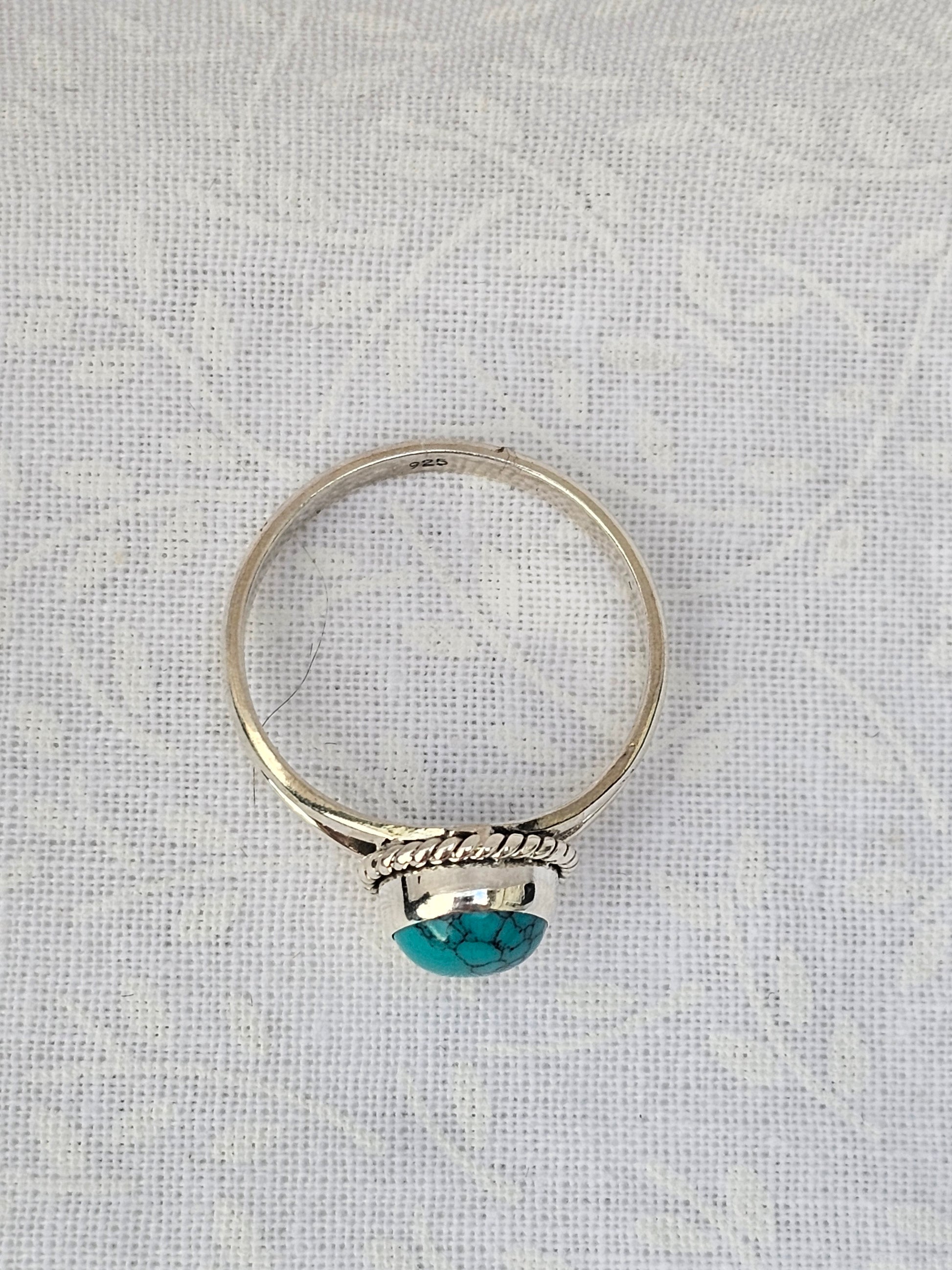 Sterling Silver Turquoise Gemstone Ring Green Tones - Size 8