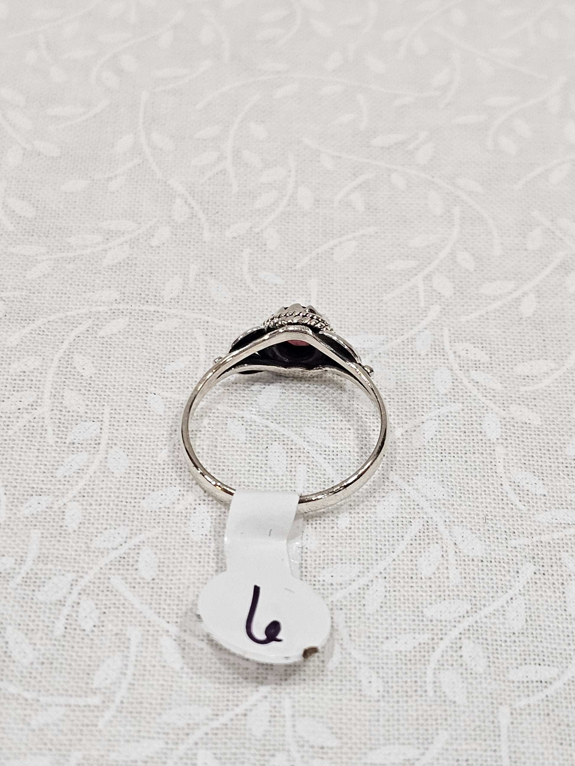 Sterling Silver Garnet Gemstone Ring - Size 6