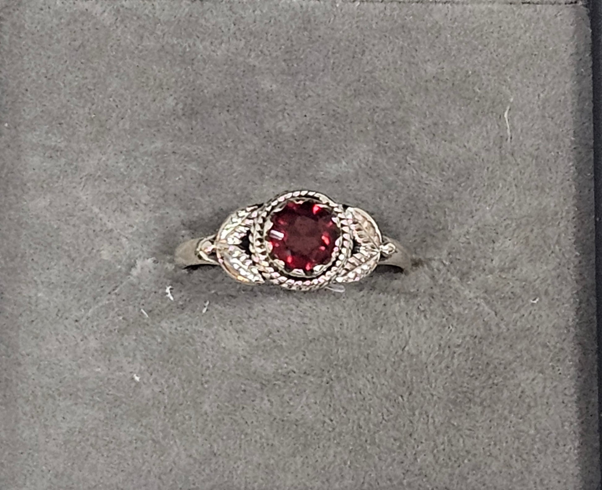 Sterling Silver Garnet Gemstone Ring - Size 6