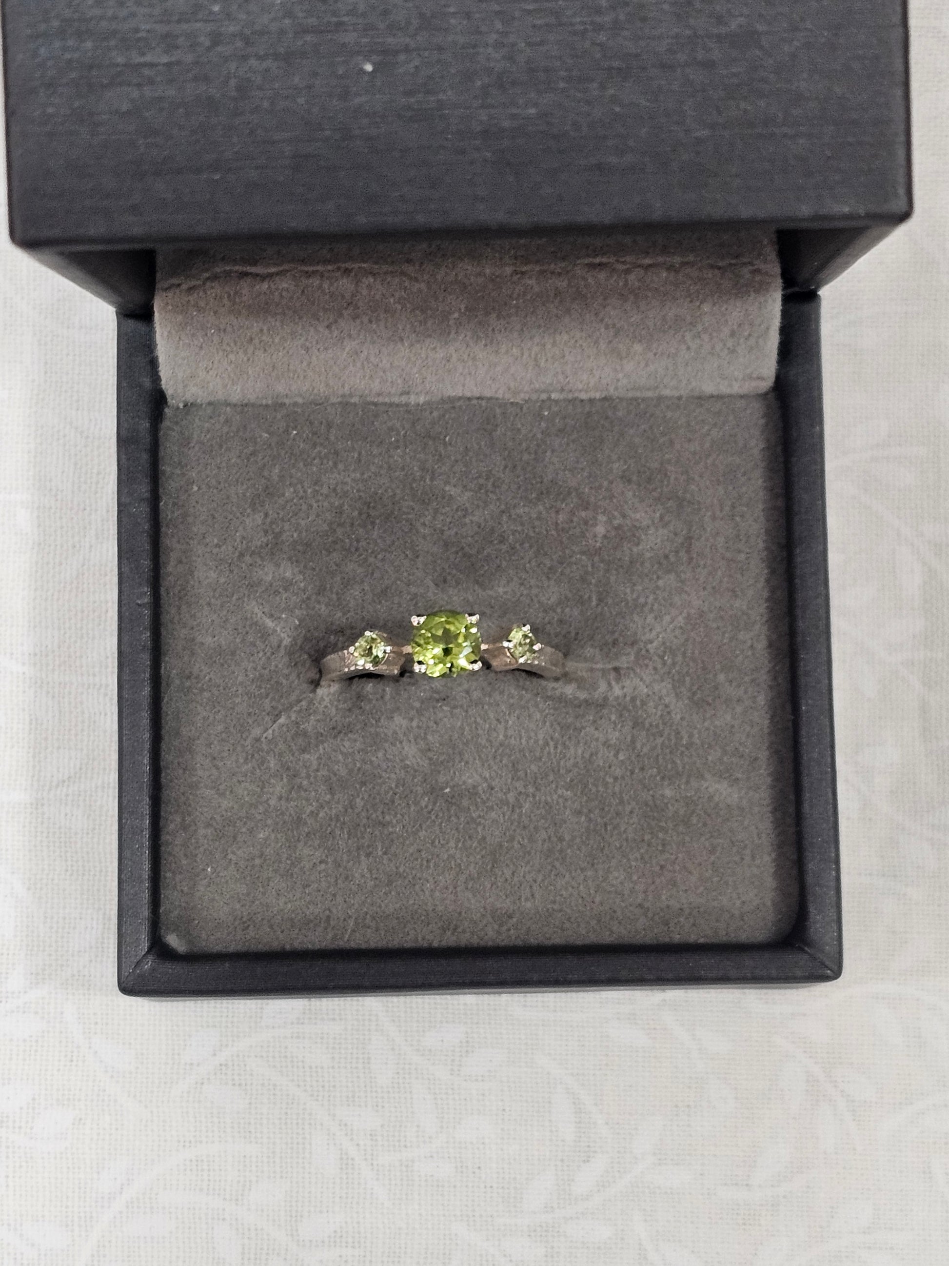 Sterling Silver Peridot Gemstone Ring Open Back - Size 5
