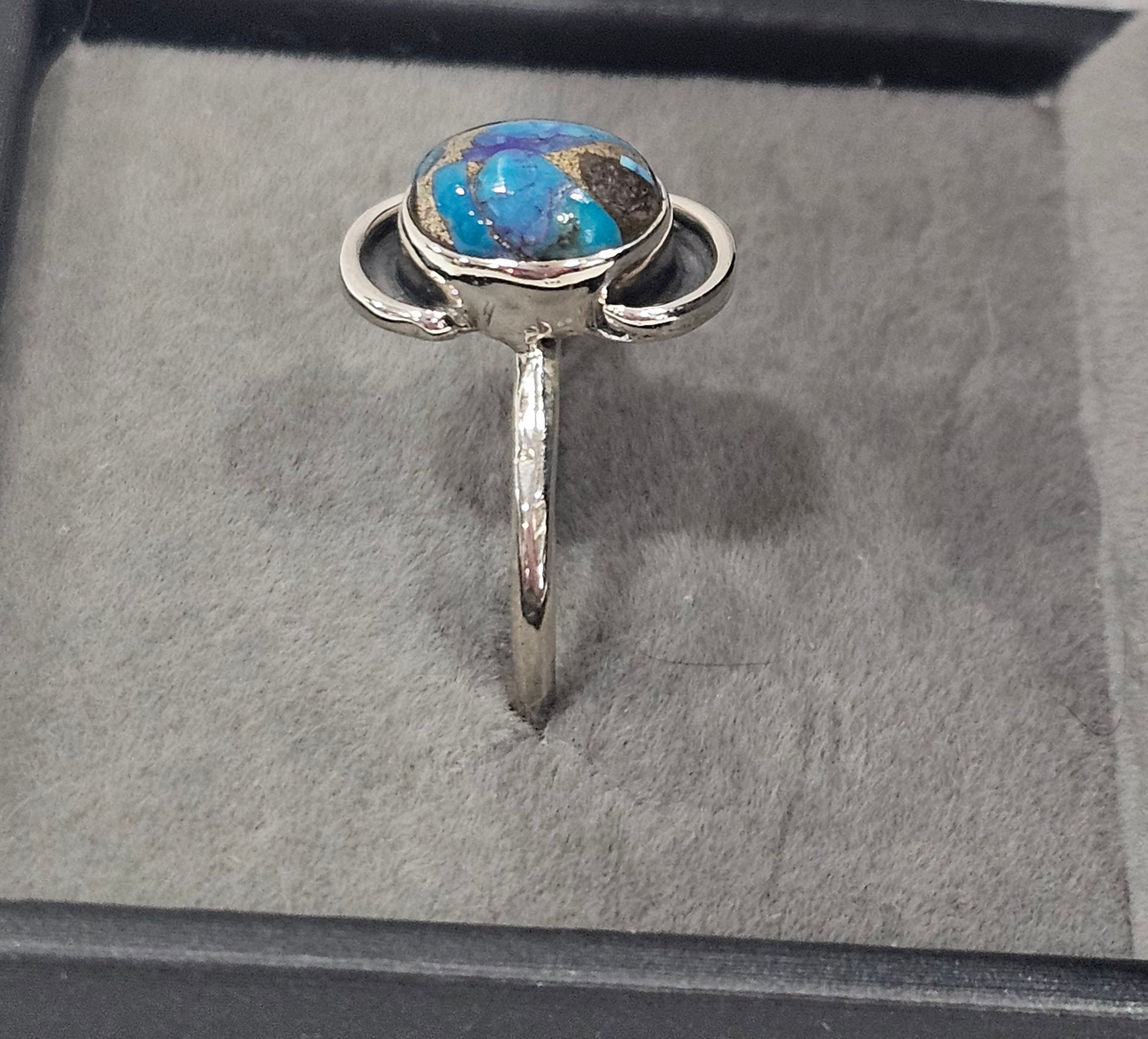 Sterling Silver Spiny Oyster Turquoise Ring - Size 7