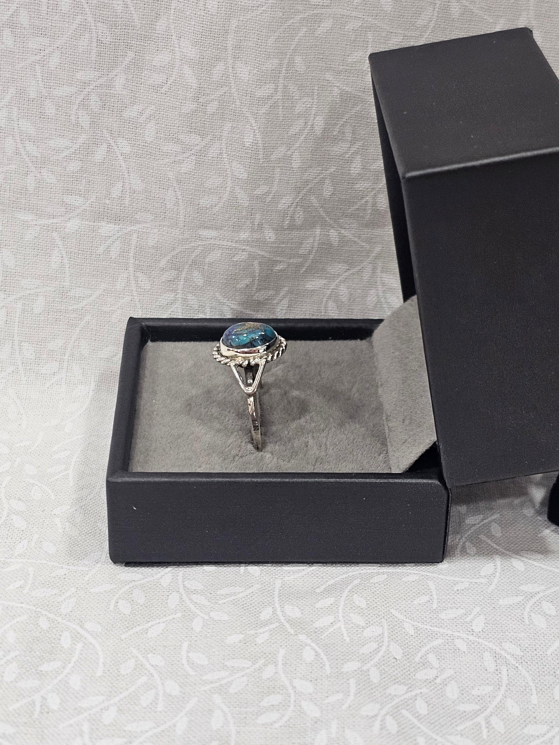 Sterling Silver Dahlia Turquoise Ring - Size 8