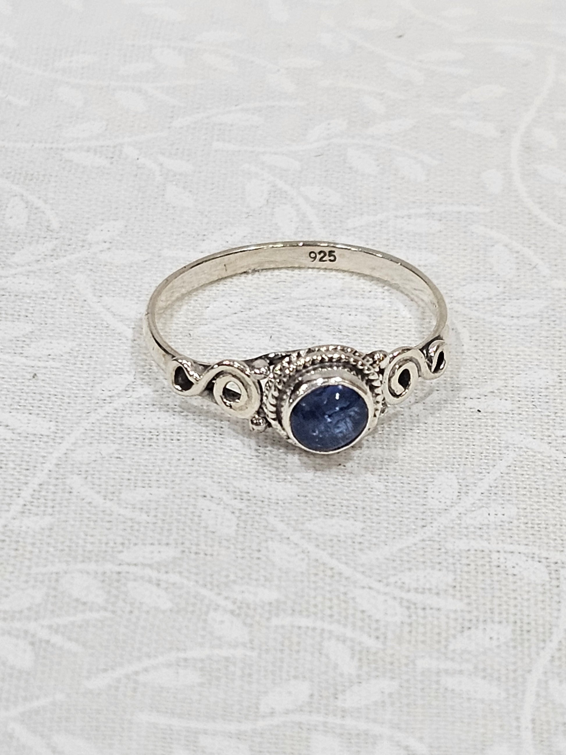 Sterling Silver Kyanite Gemstone Ring 8.5