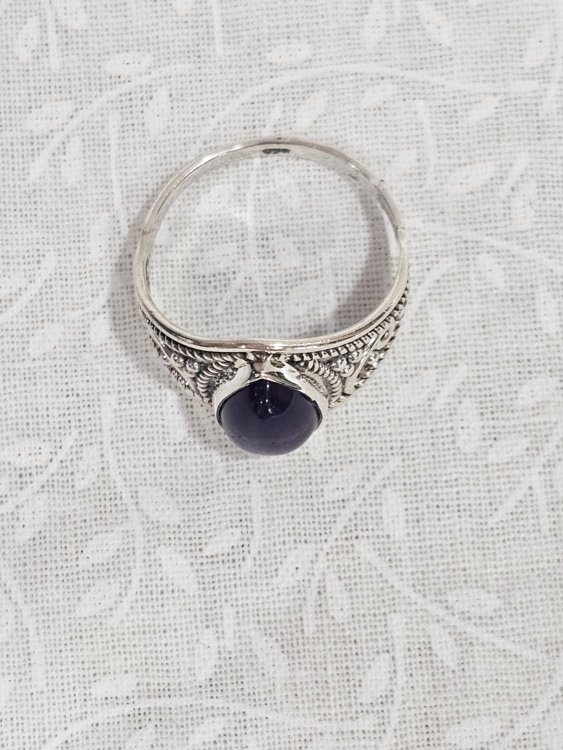 Sterling Silver Classic Amethyst Ring Elegant Design - Size 8