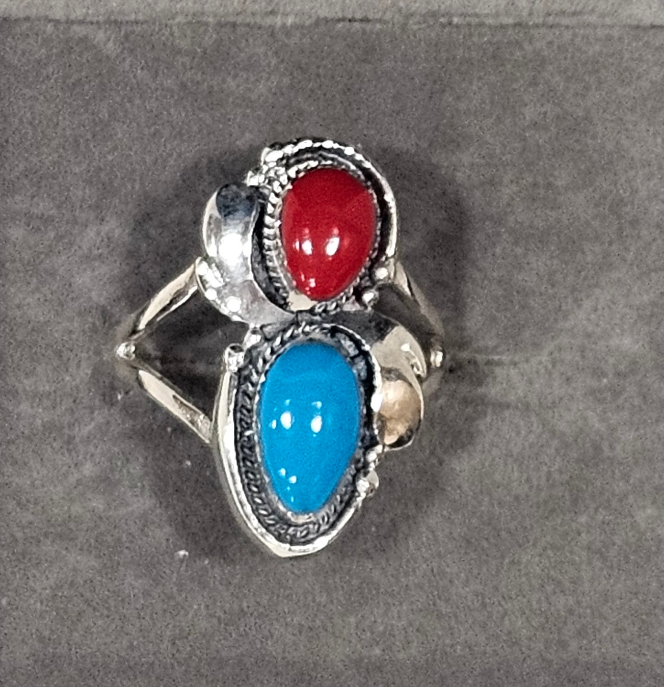 Sterling Silver Red &Blue Turquoise Gemstone Ring 7.5