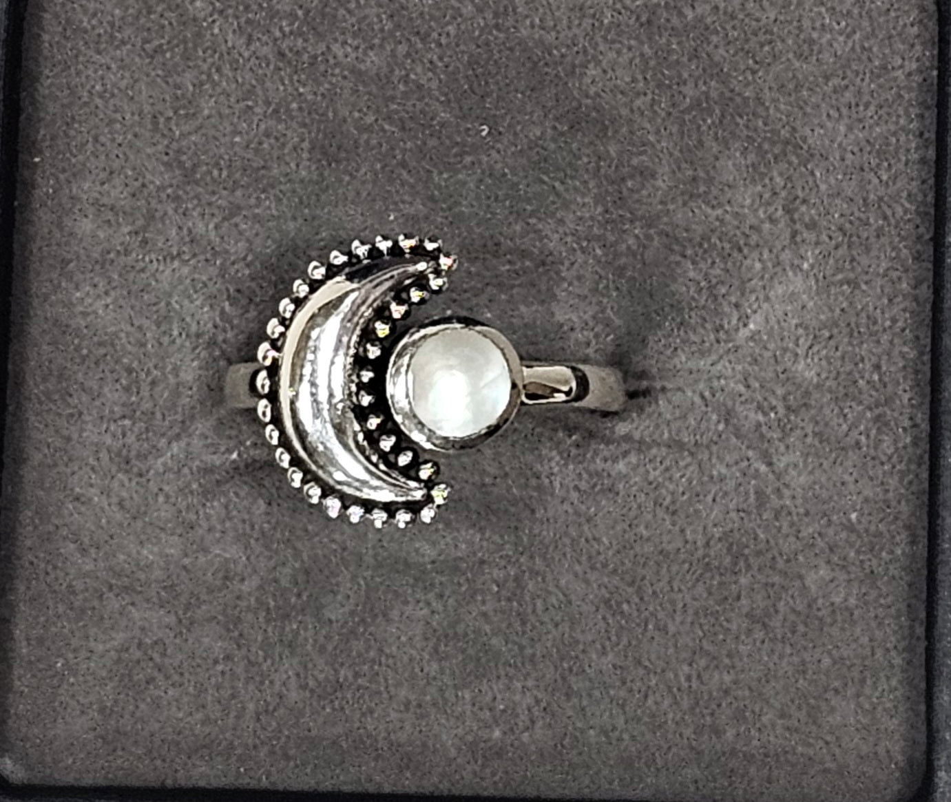Sterling Silver Moonstone Gemstone Moon Ring 7.5