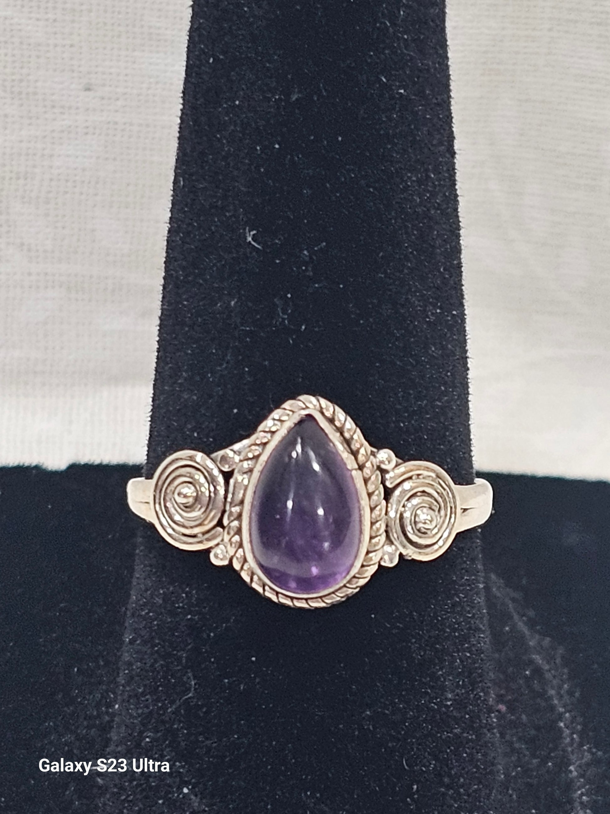 Emerald Sterling Silver Ring Size 7 - Heart Chakra Healing Stone