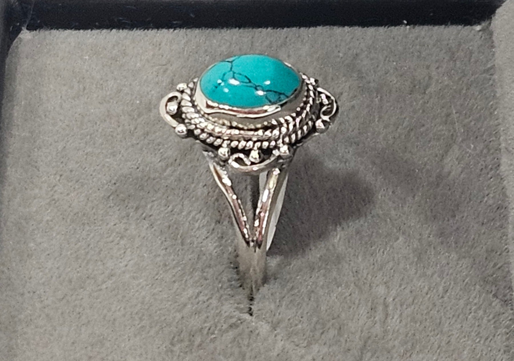 Sterling Silver Turquoise Gemstone Ring 7
