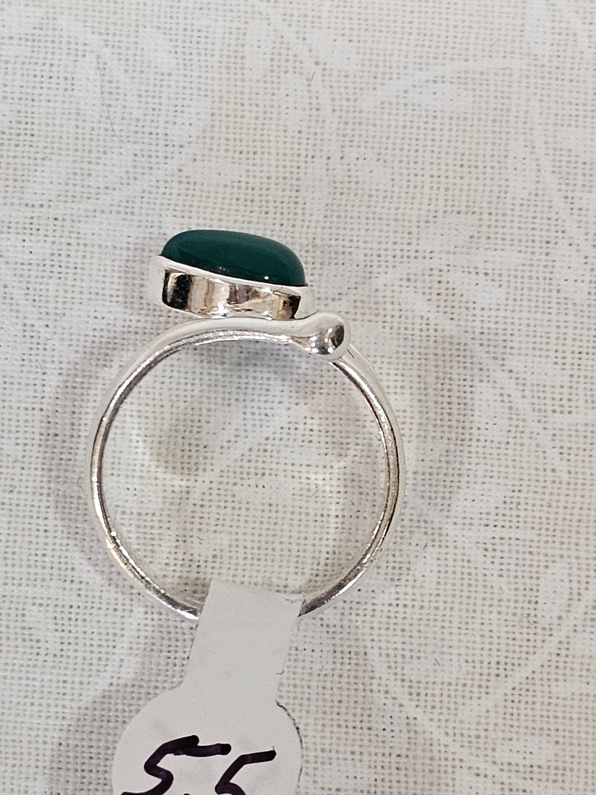 Sterling Silver Green Onyz Gemstone Ring 5.5