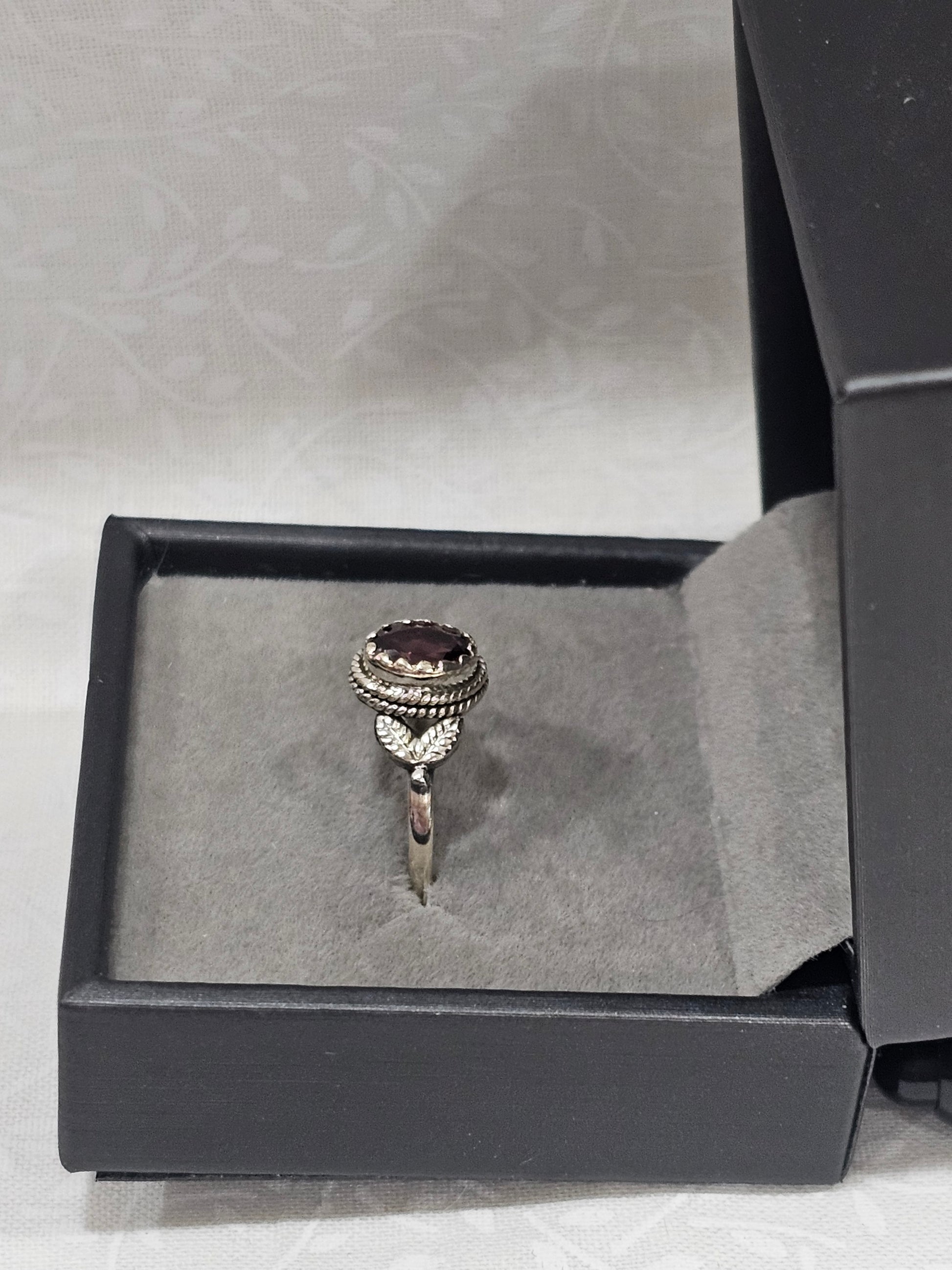 Sterling Silver Garnet Gemstone Ring - Size 5