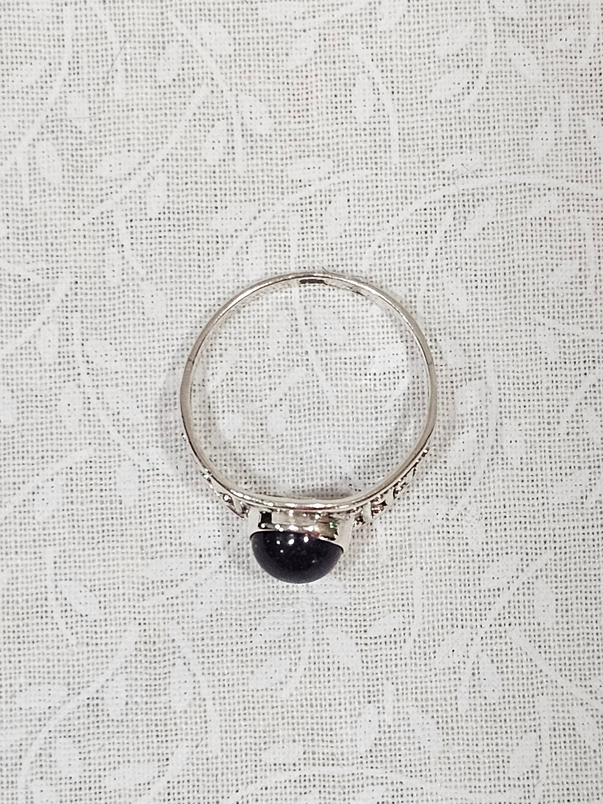 Sterling Silver Amethyst Gemstone Ring Crown Chakra - Size 8