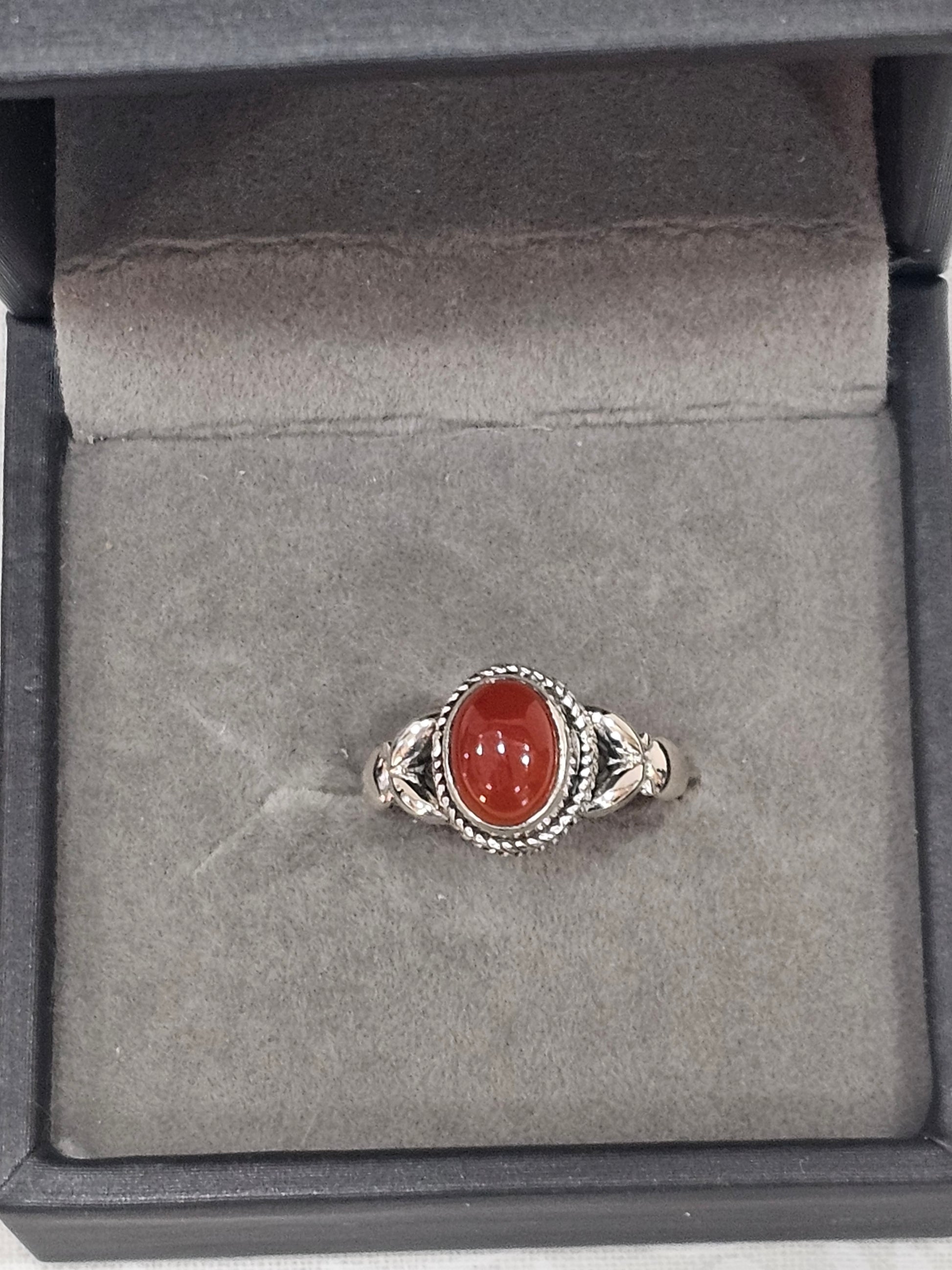 Sterling Silver Carnelian Gemstone Ring - Size 5