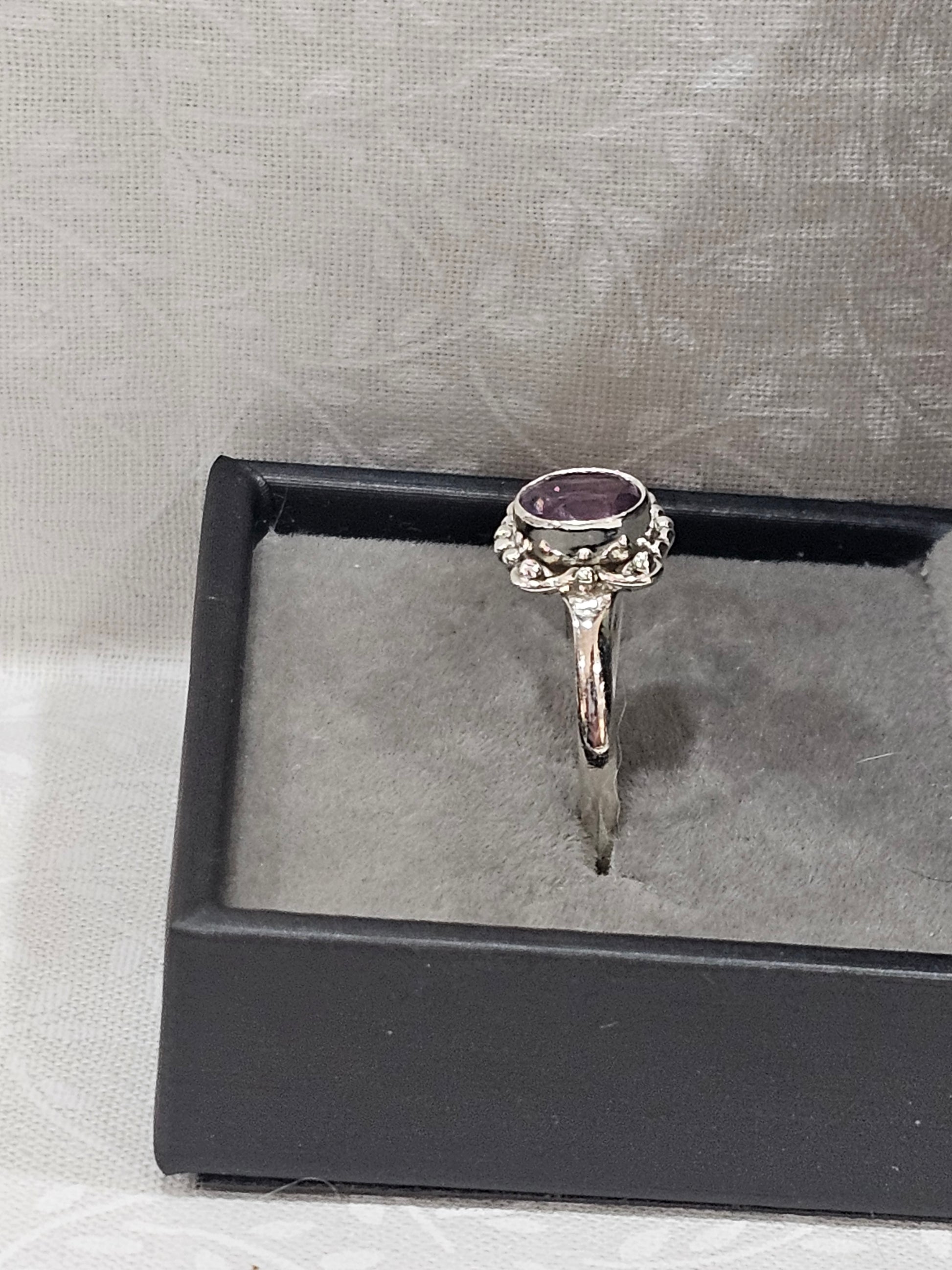 Sterling Silver Amethyst Gemstone Ring 10.5