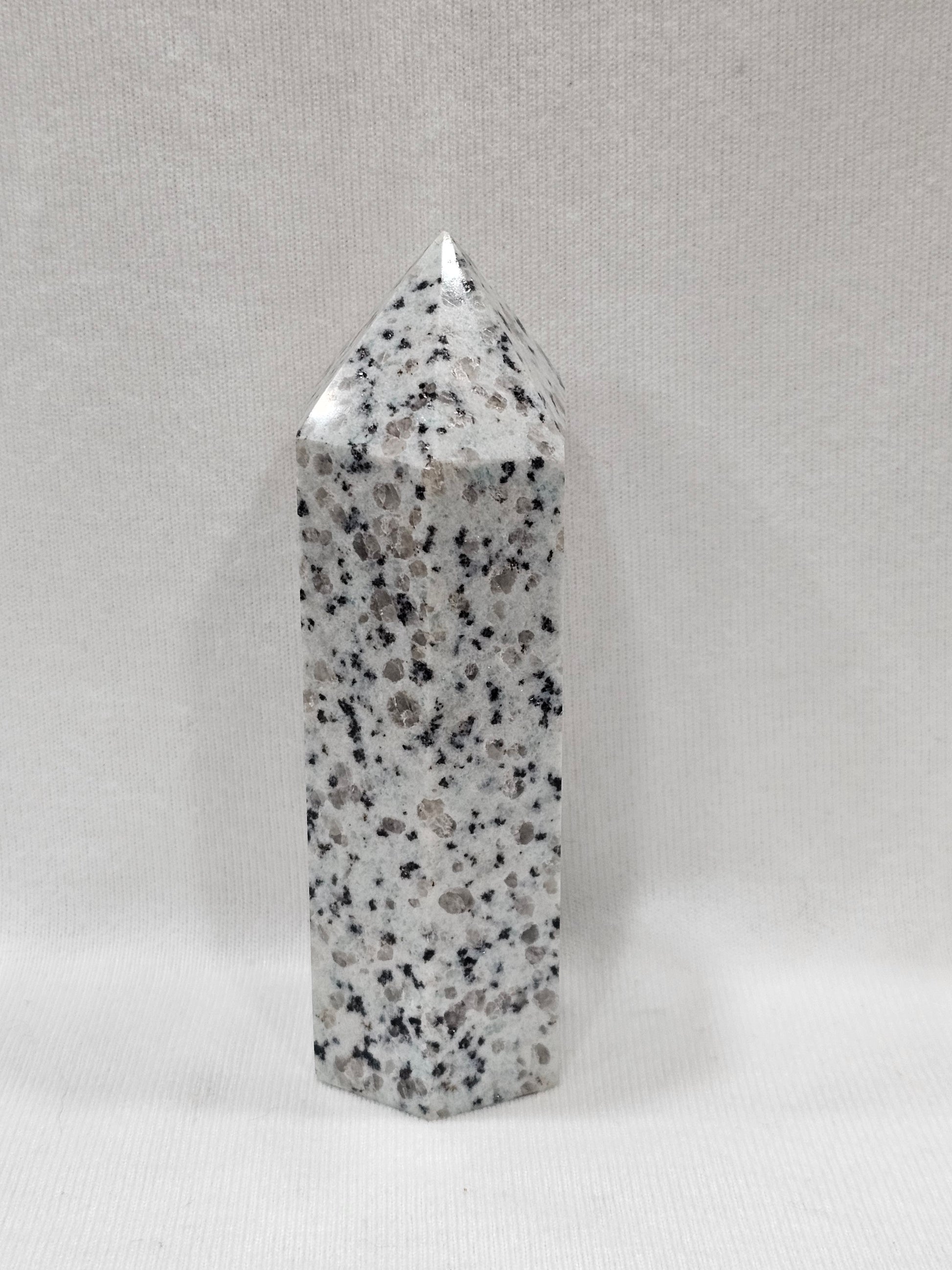 Kiwi Jasper Crystal Tower