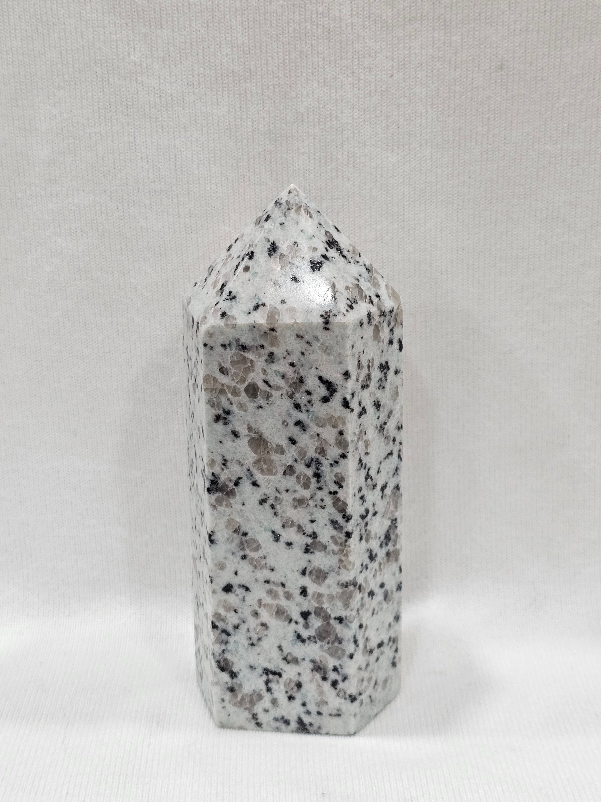 Kiwi Jasper Crystal Tower