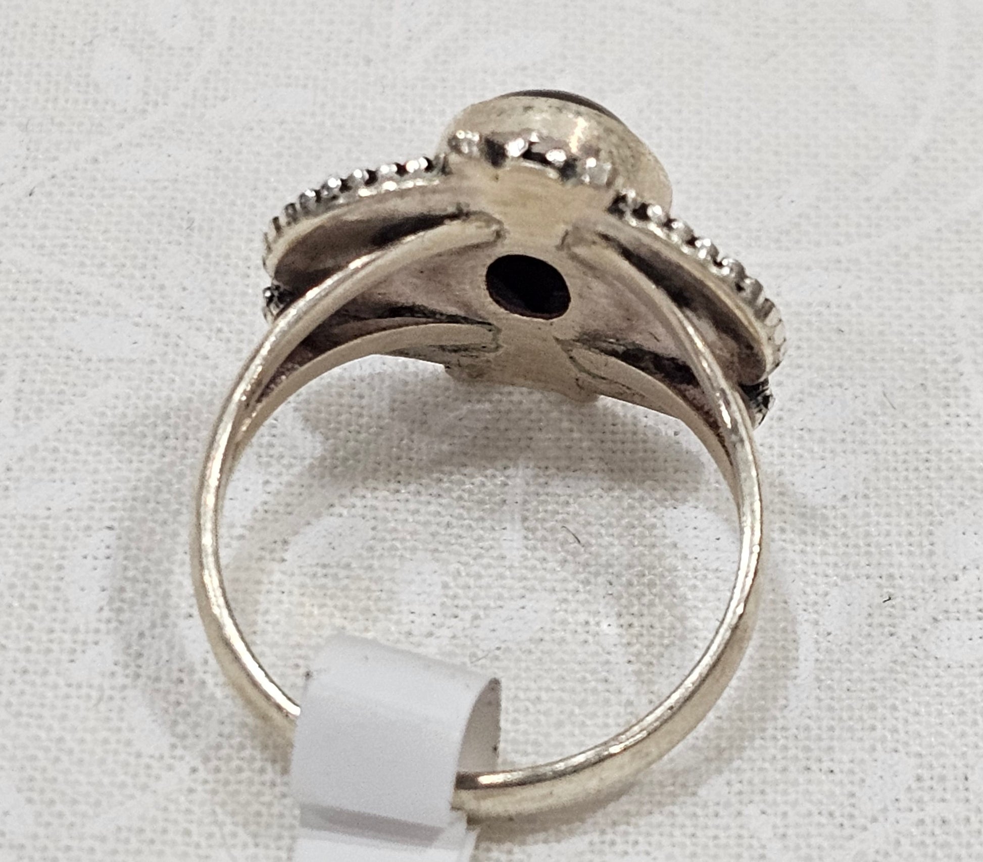 Sterling Silver Garnet Gemstone Ring 6.5