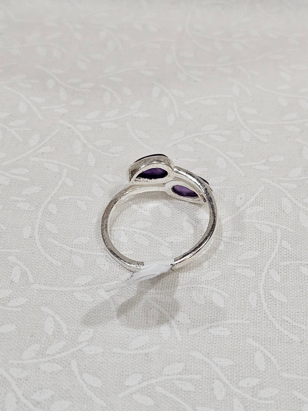 Sterling Silver Amethyst Gemstone Ring - Size 9