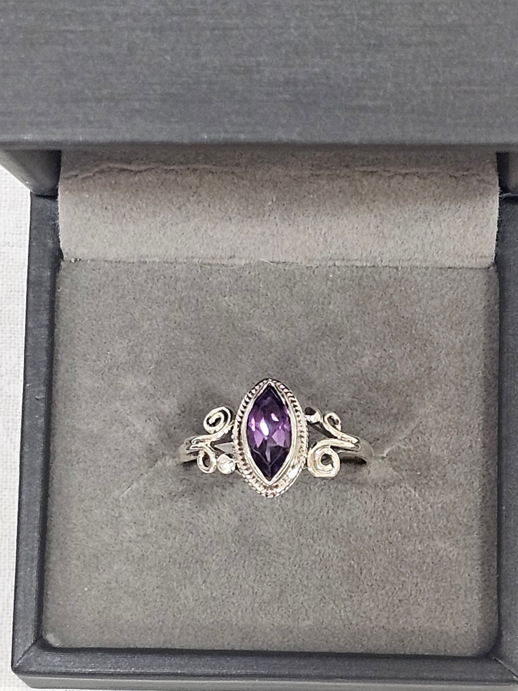 Sterling Silver Amethyst Gemstone Ring February Birthstone - Size 9