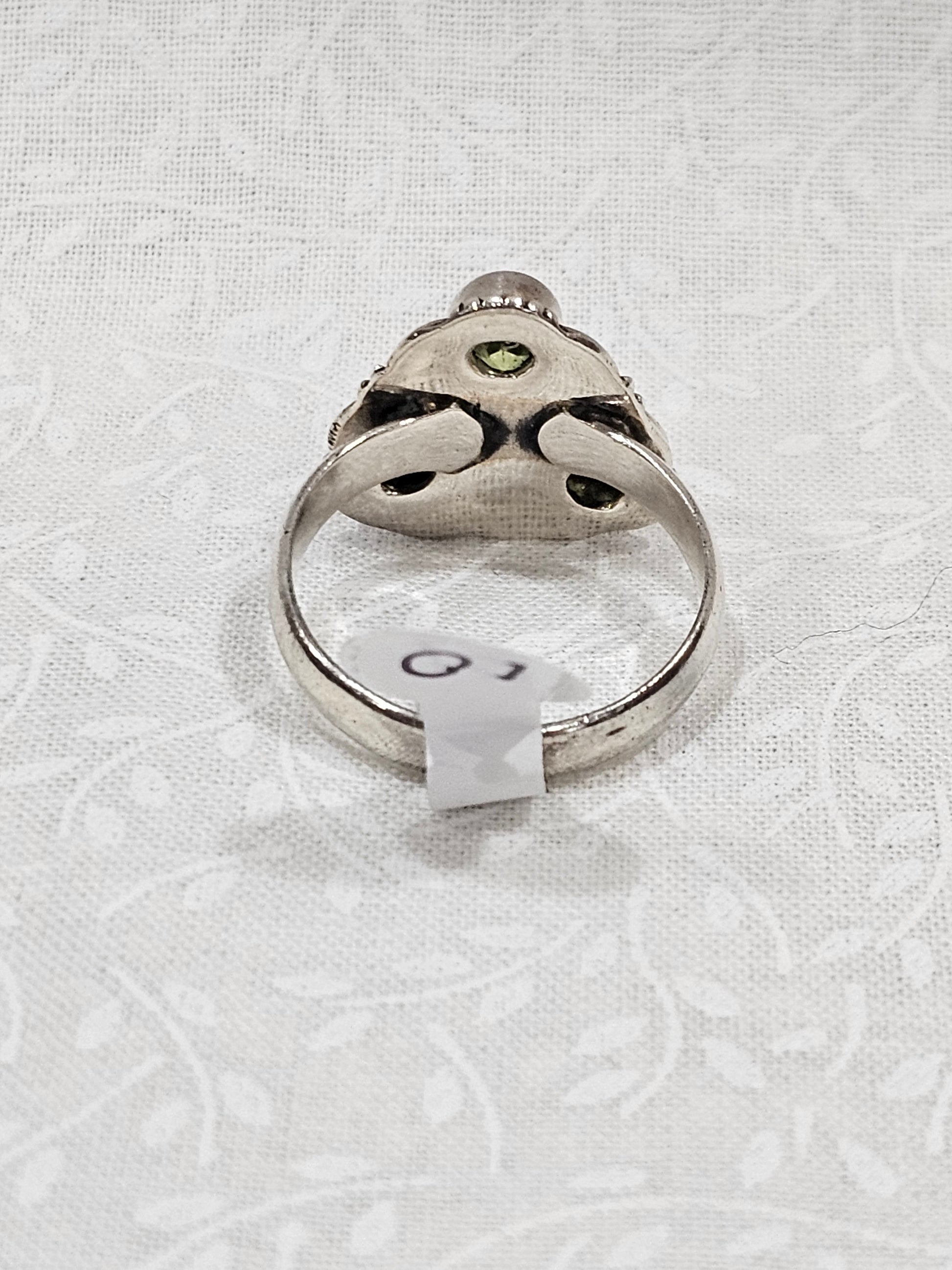 Sterling Silver Peridot Gemstone Ring 10