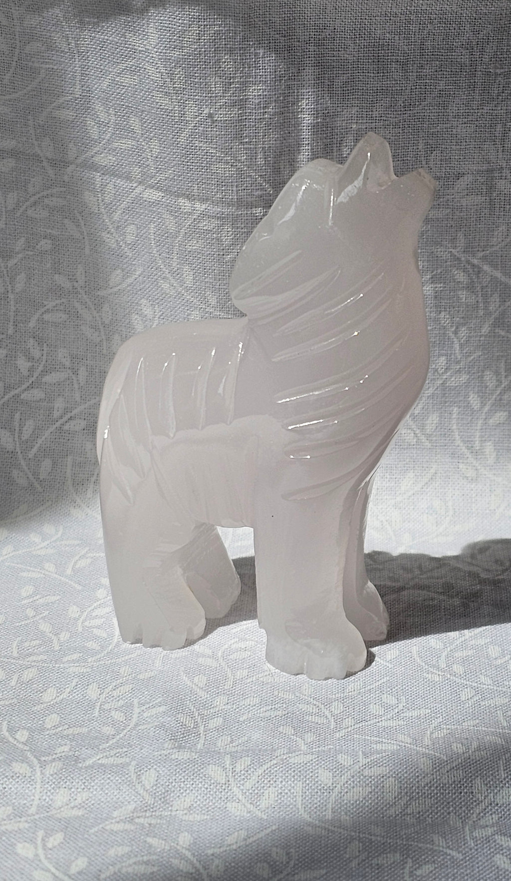 Pink Mangono Crystal Wolf