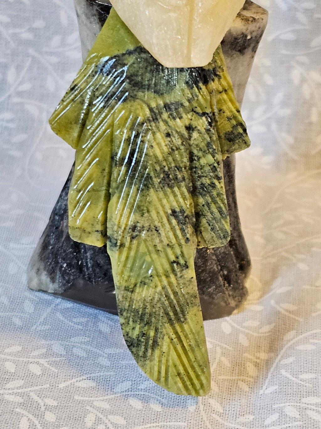 Serpentine Parrot Crystal - Natural Stone Figurine