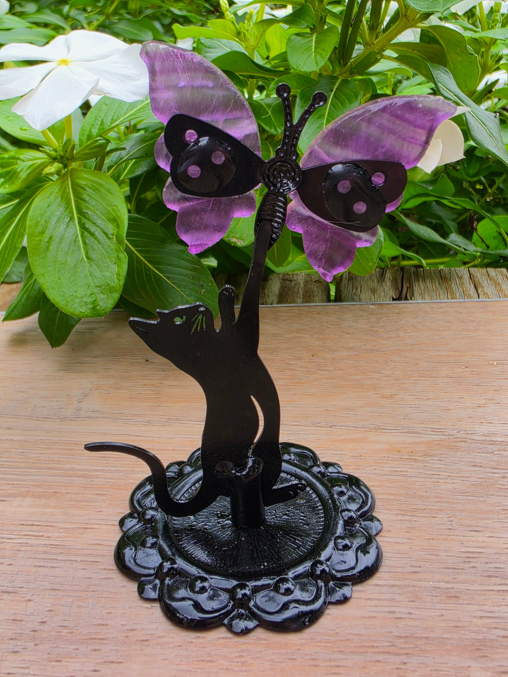 Cat Caughting Purple Fluorite Butterfly Crystal Carving