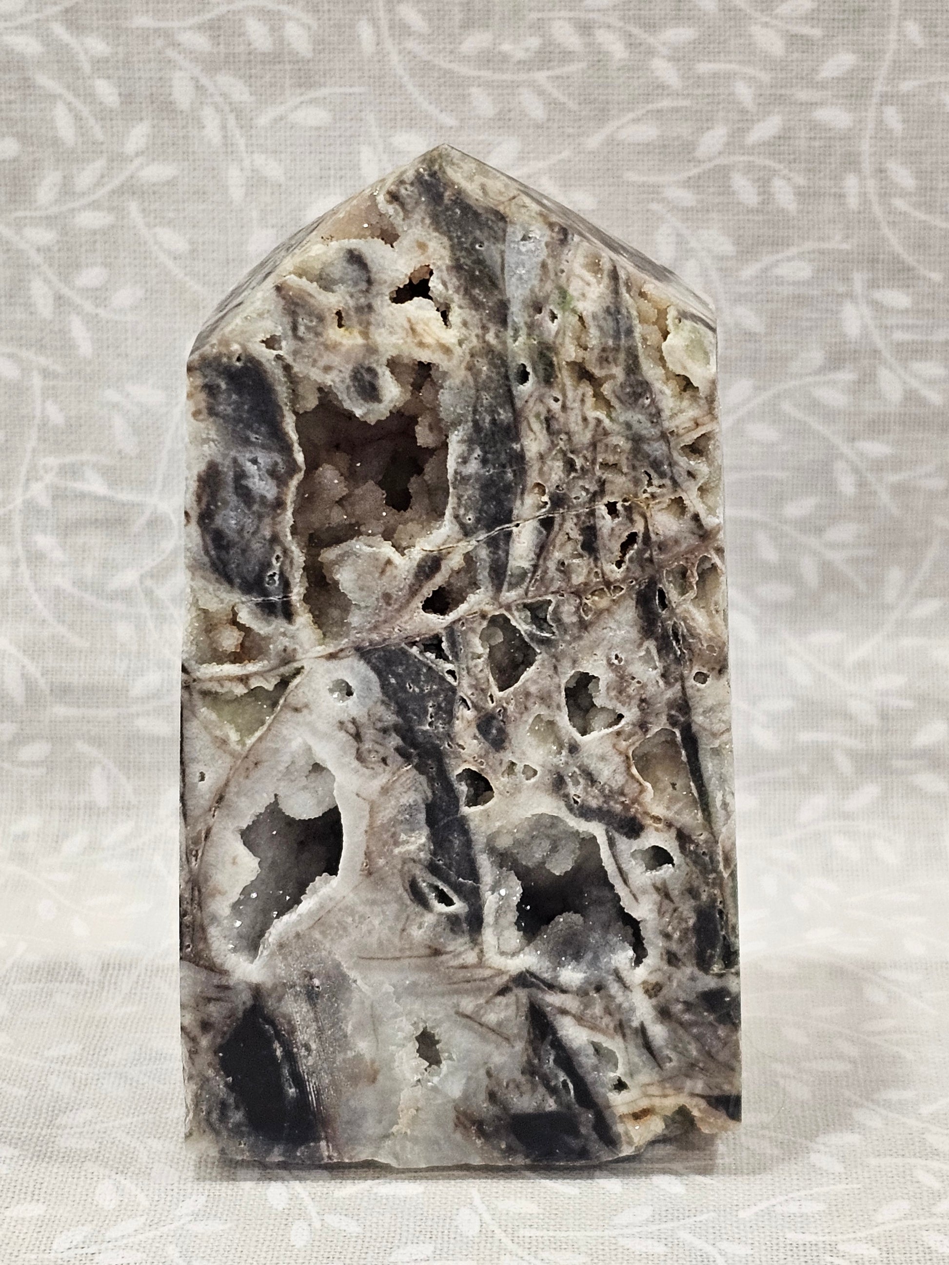 Spheralite Crystal Tower
