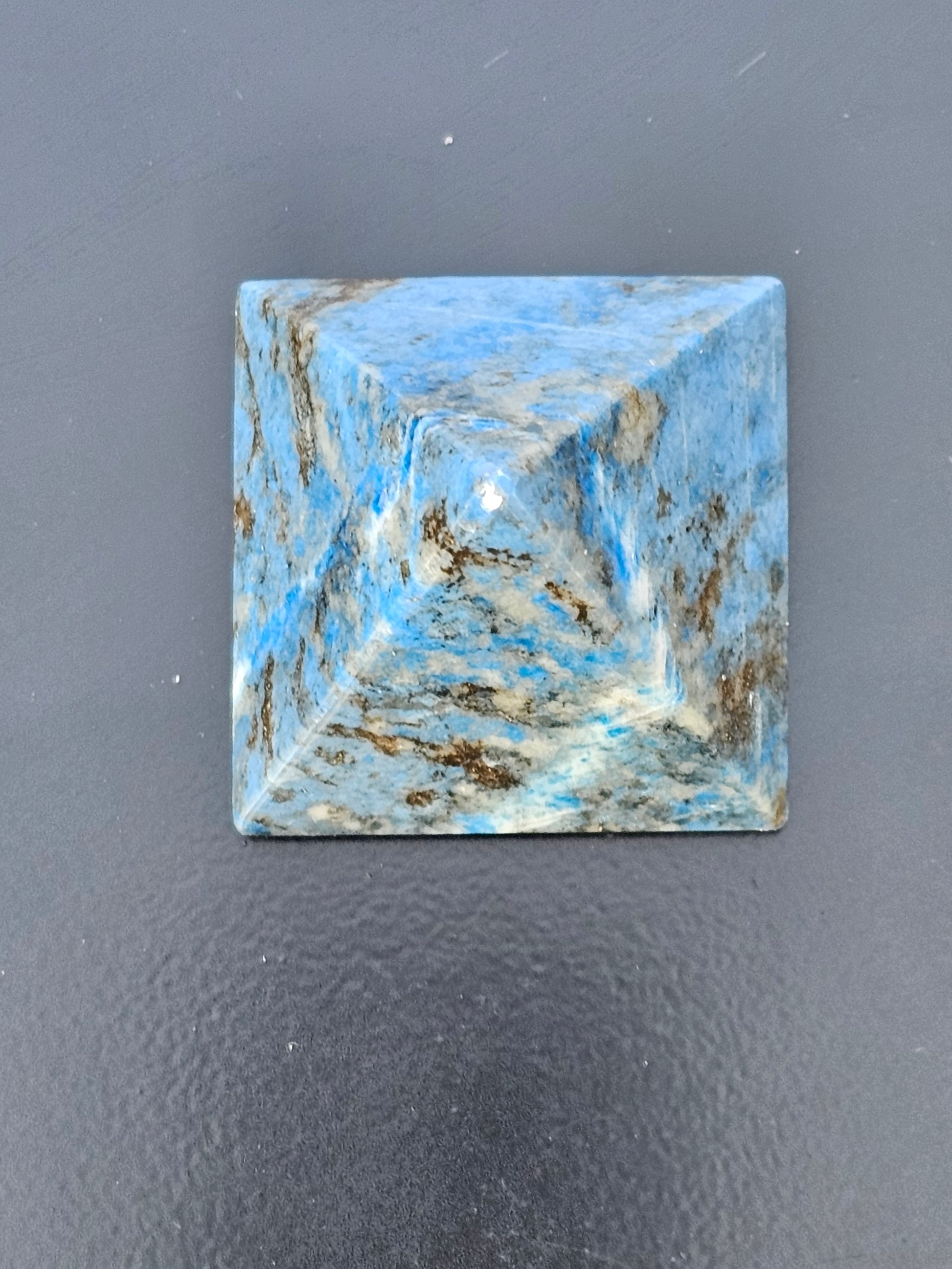 Lapis Lazuli Crystal Pyrimd