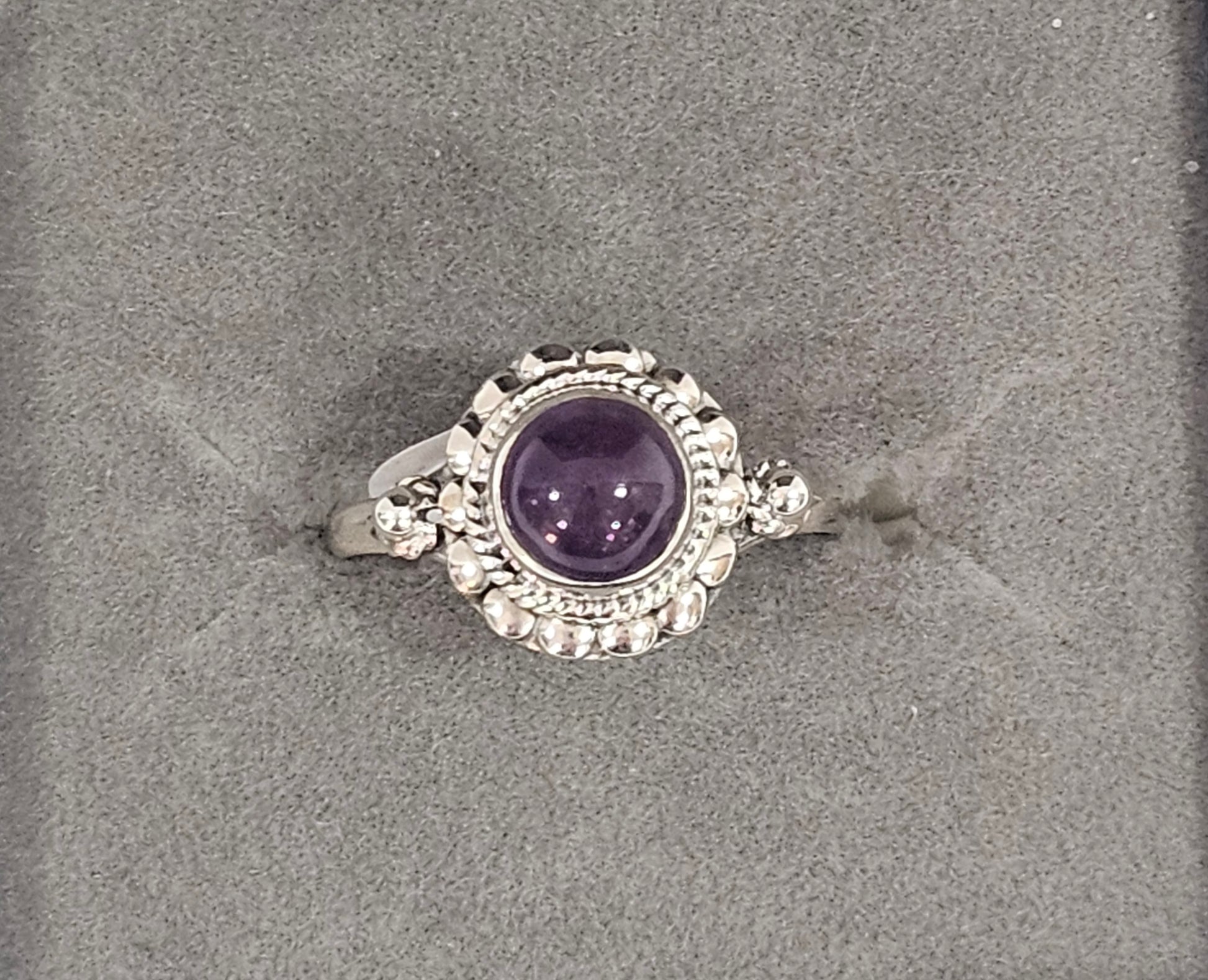 Sterling Silver Amethyst Gemstone Ring 7