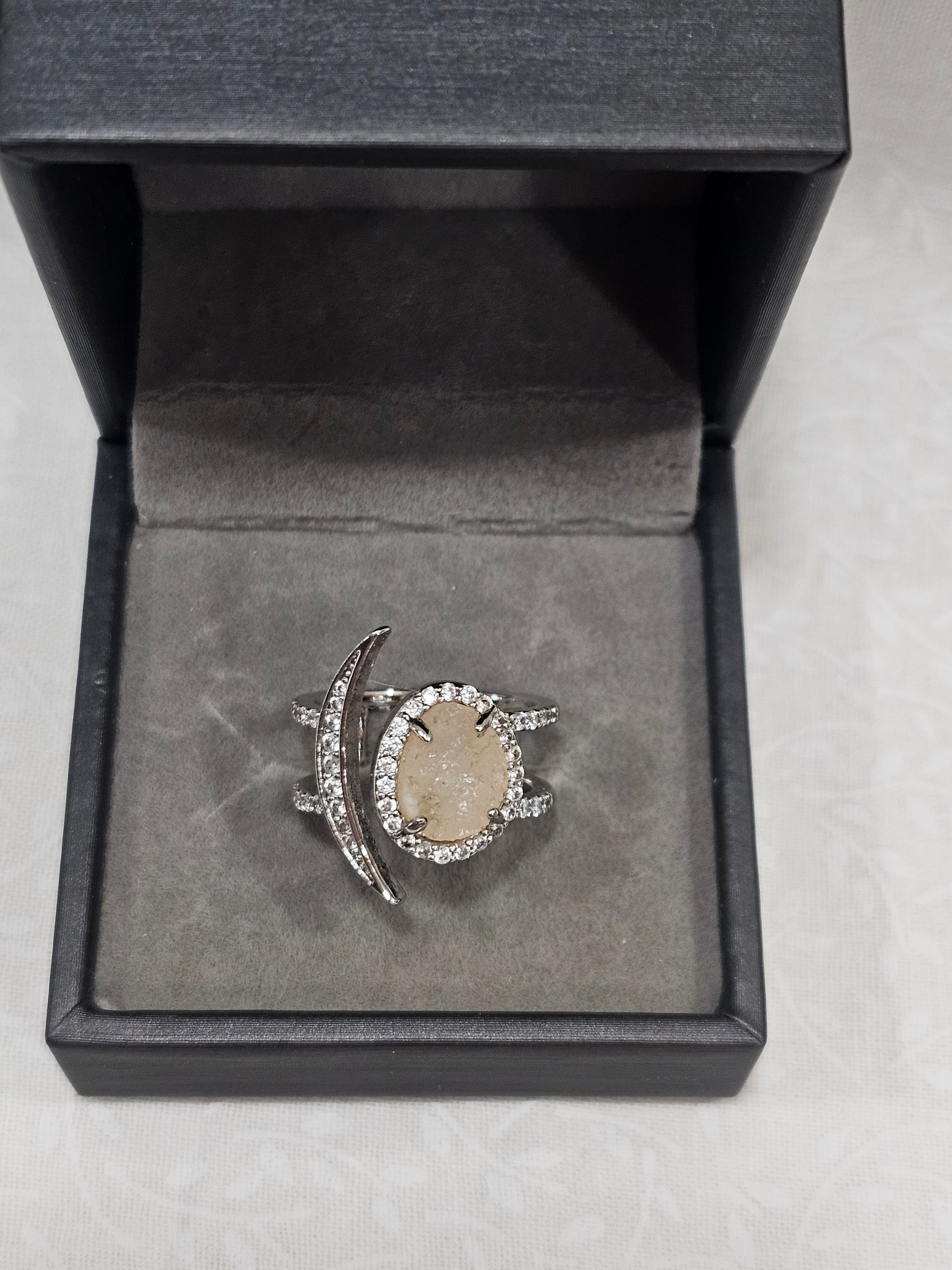 Sterling Silver Pink Quartz Druzy Moon Ring 5