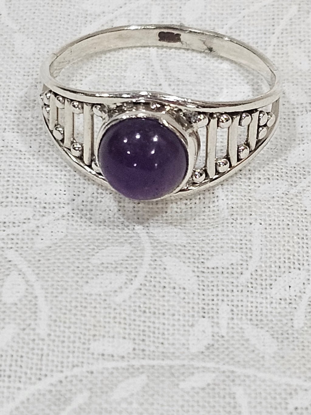 Sterling Silver Amethyst Gemstone Ring Crown Chakra - Size 8