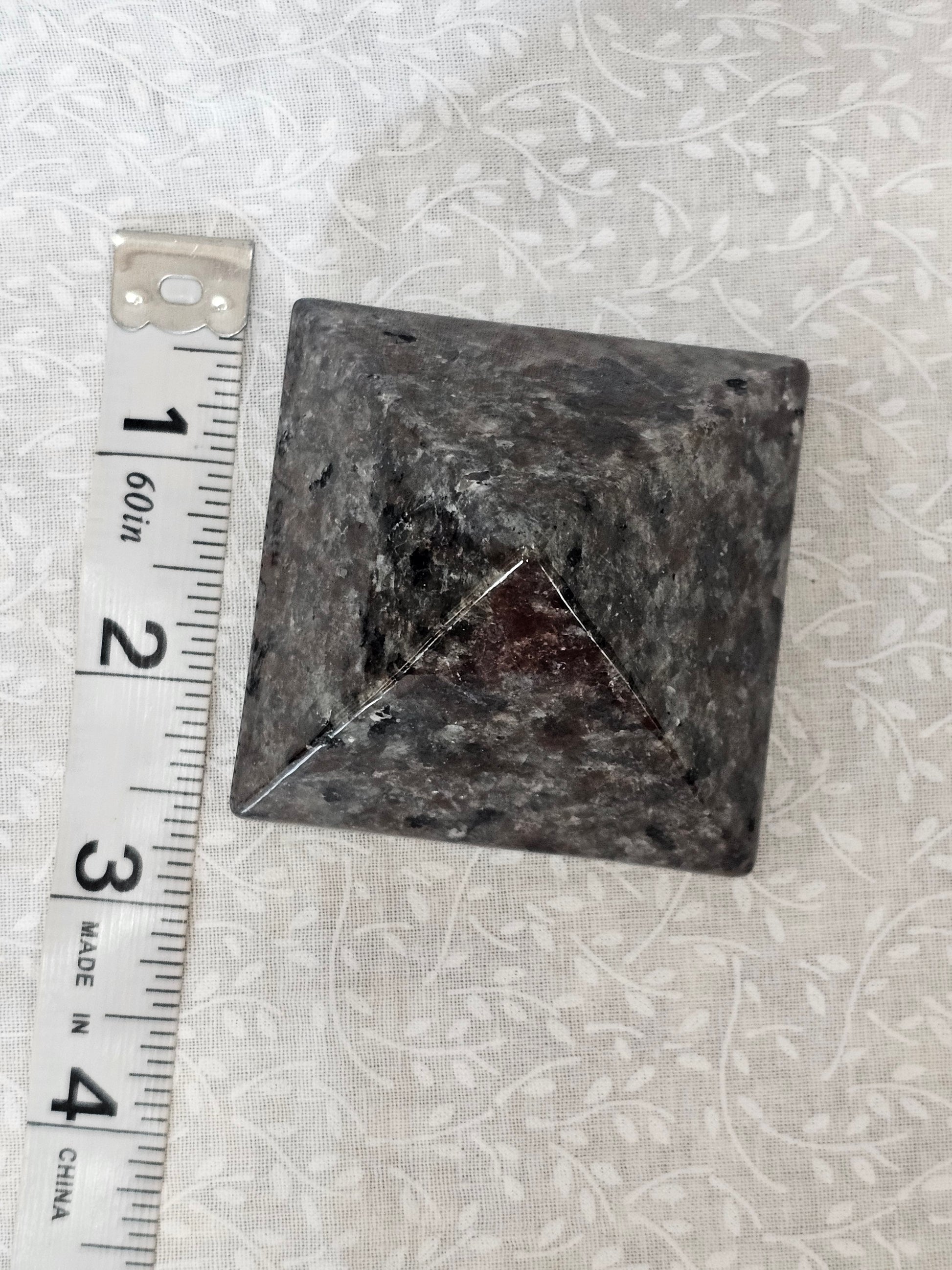 Yooperlite Crystal Pyrimd