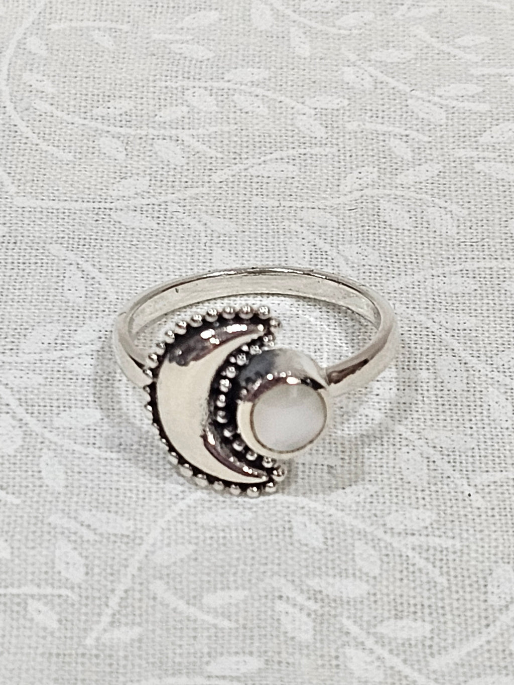 Sterling Silver Moonstone Gemstone Moon Ring 7.5