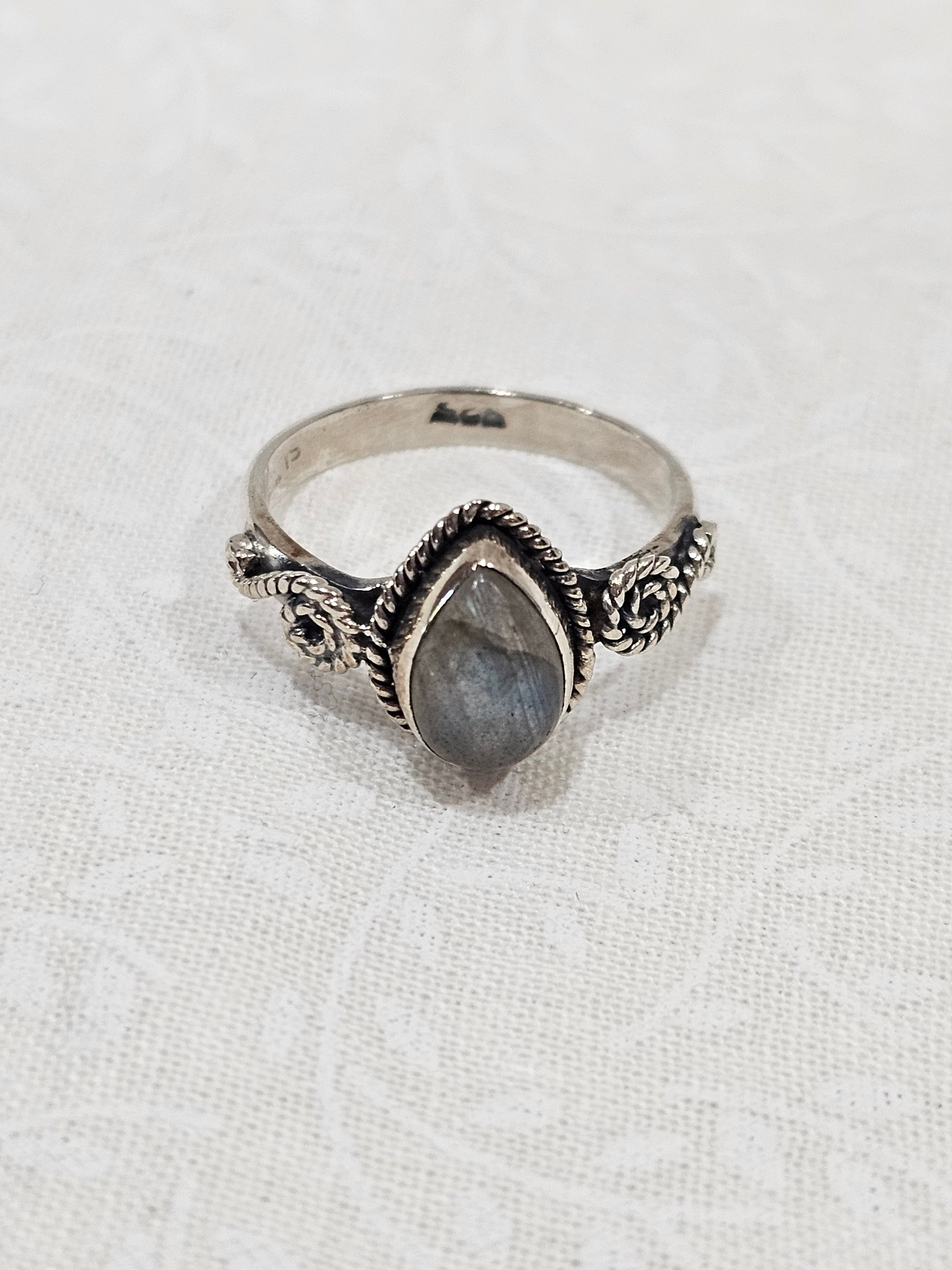 Sterling Silver Tiger Eye Crystal Gemstone Ring - Size 8